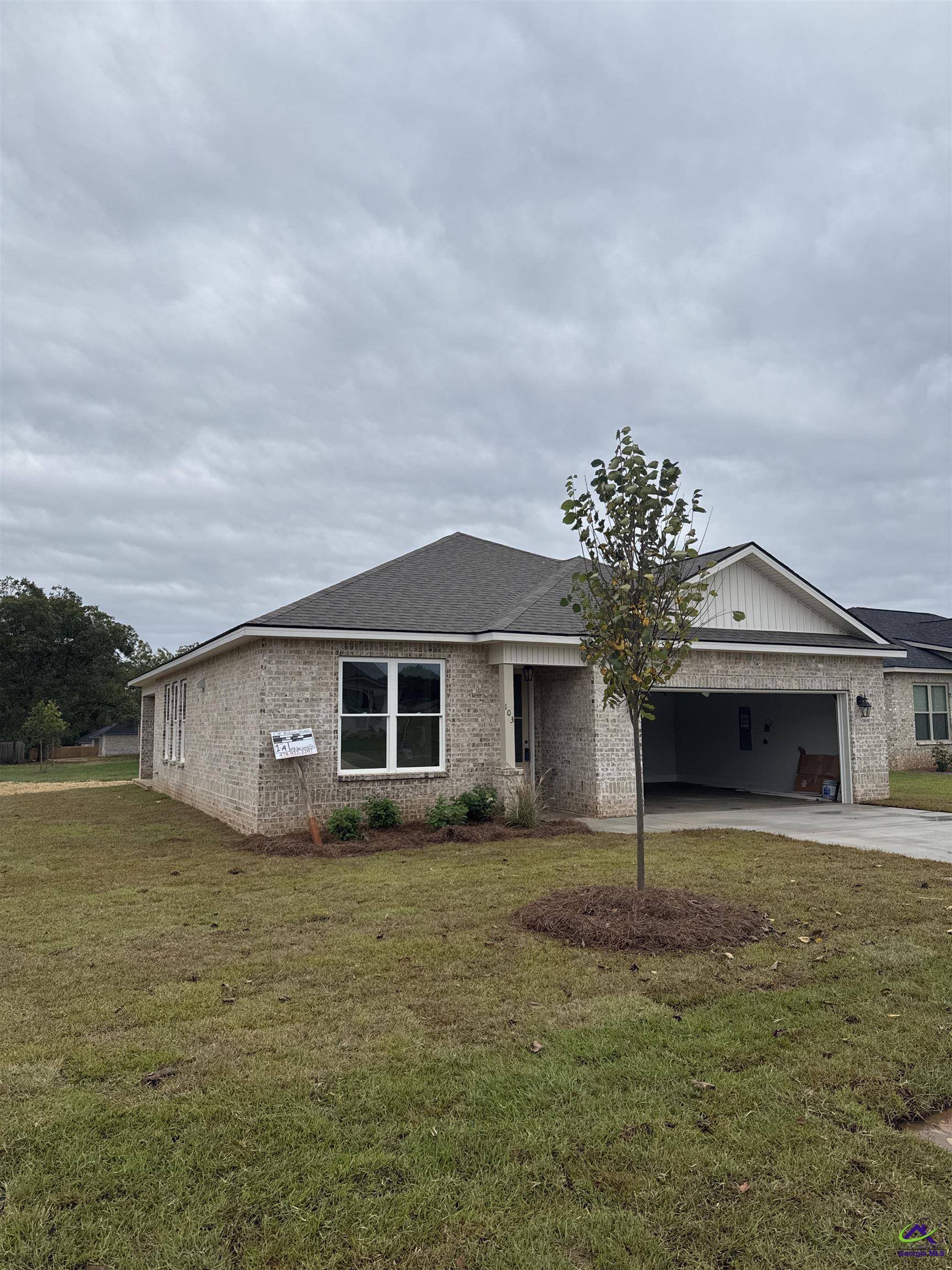 103 Hunt's Landing Drive