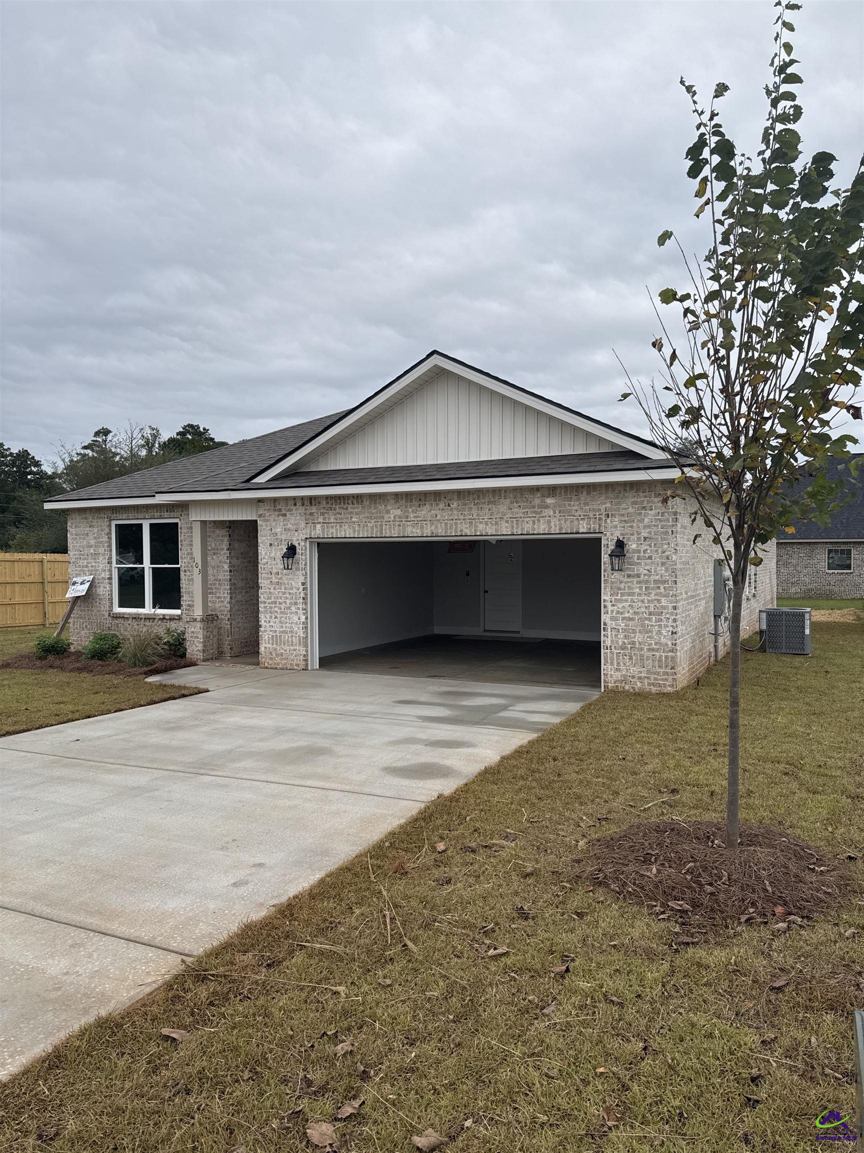 103 Hunt's Landing Drive