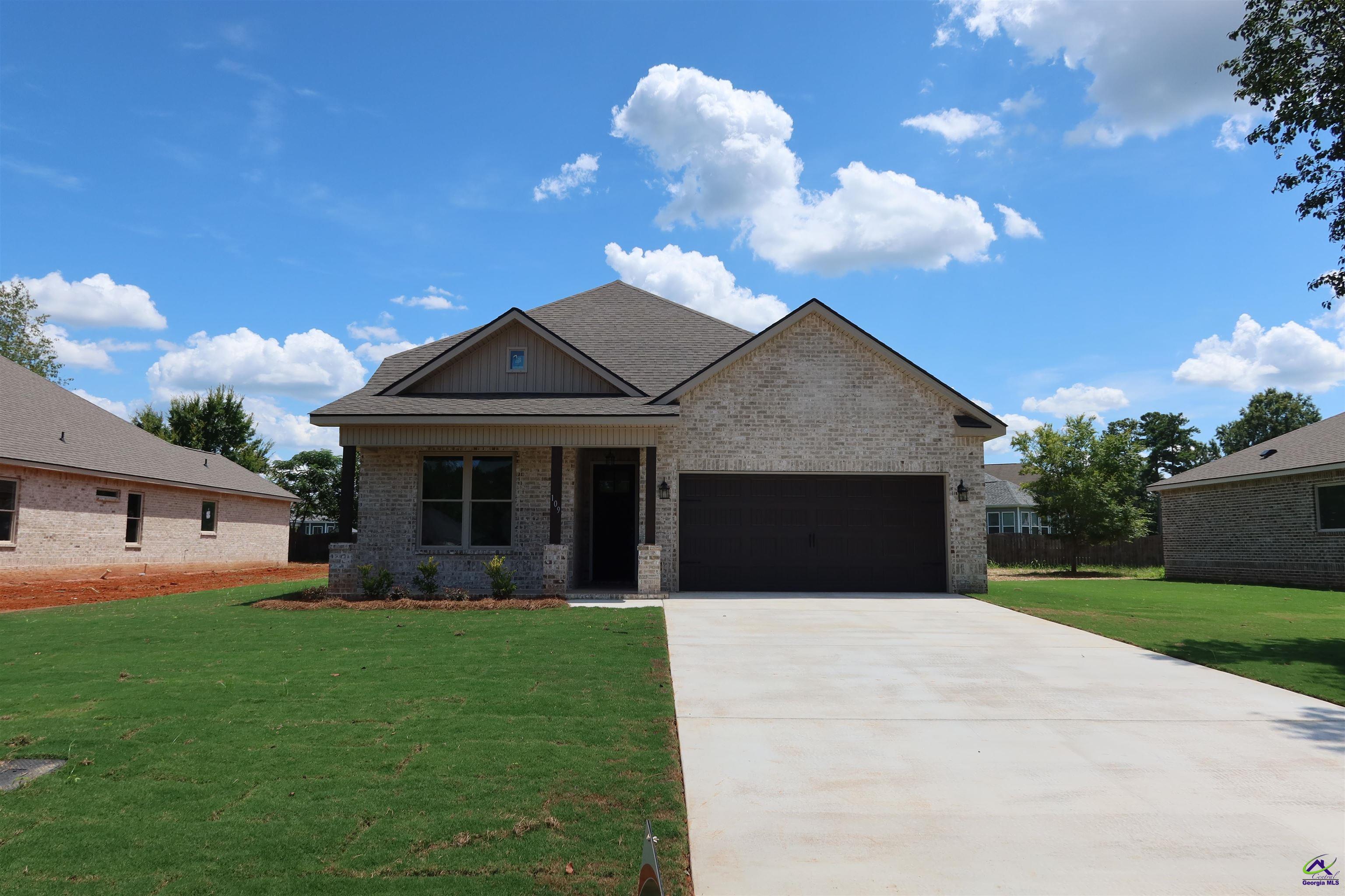 109 Mayberry Lane