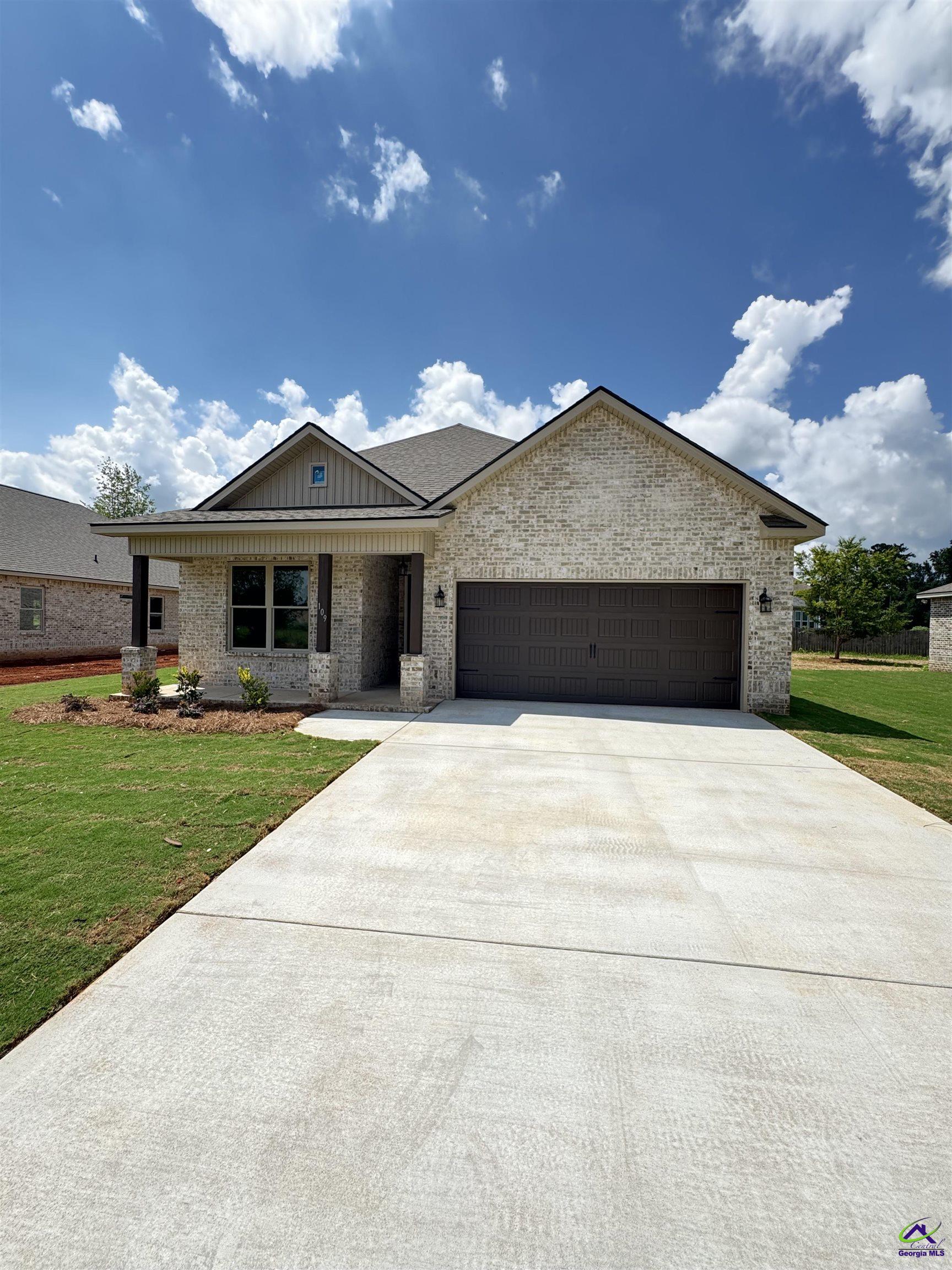 109 Mayberry Lane