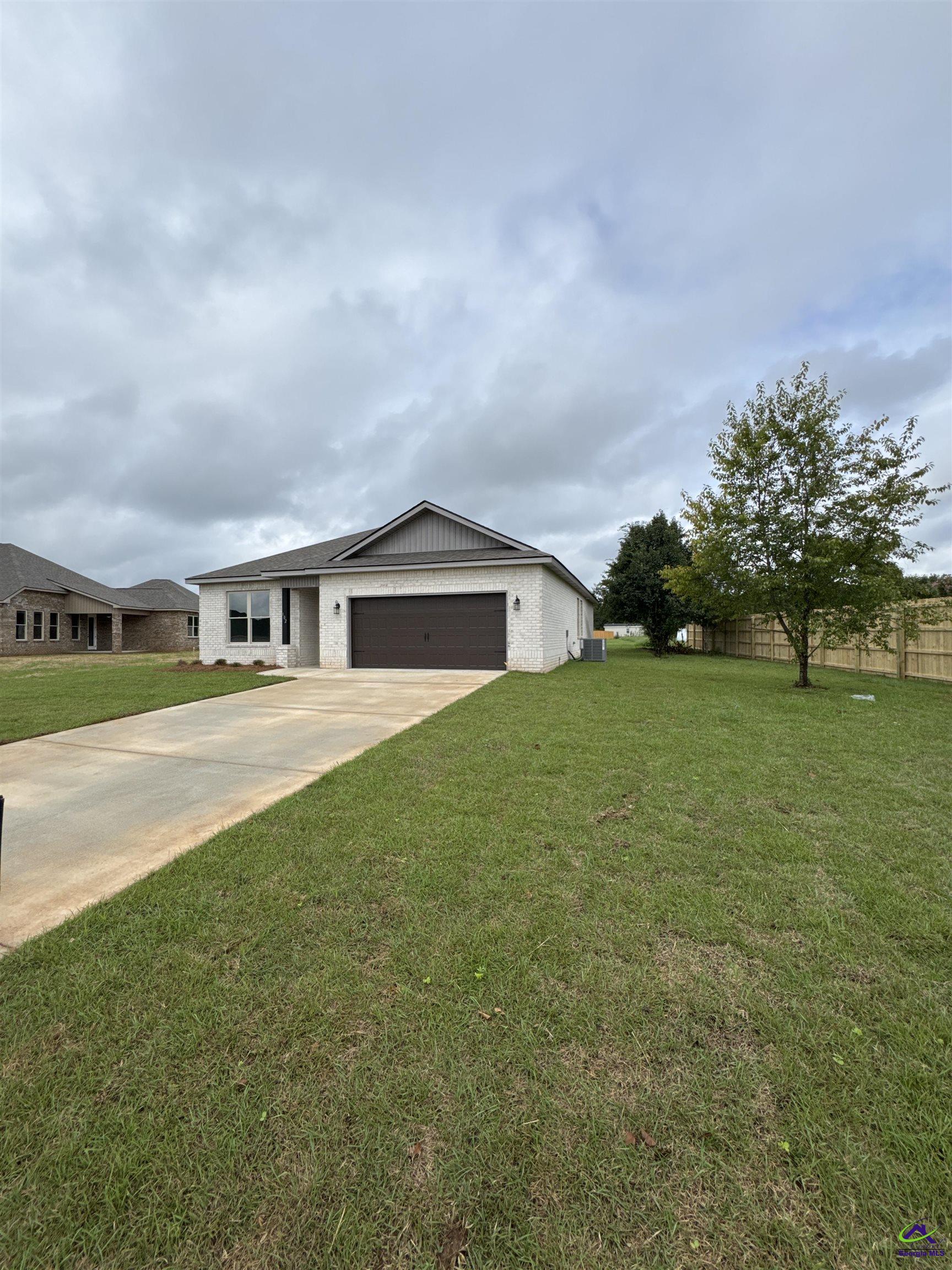 102 Hunt's Landing Drive