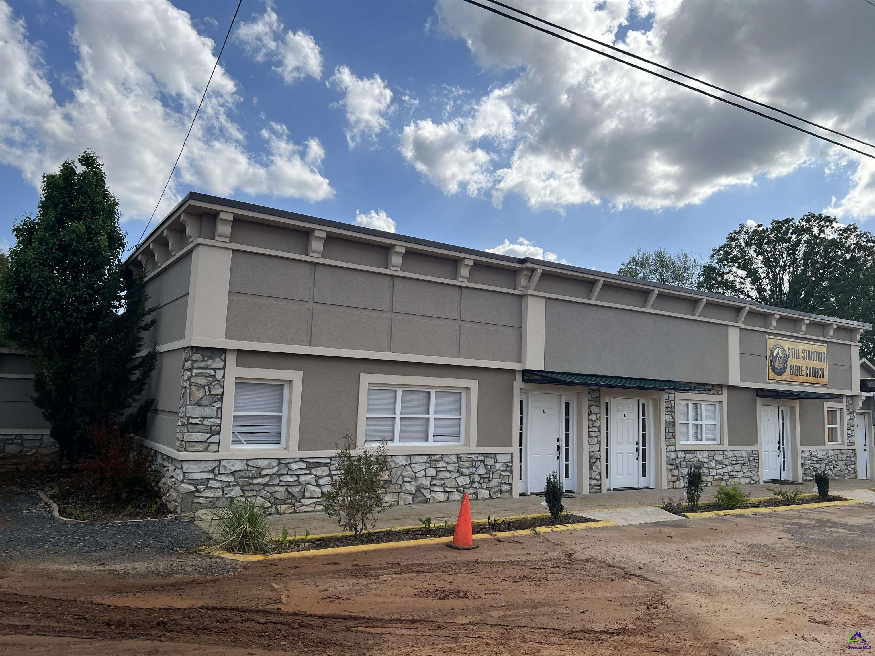 2108 Elberta Road