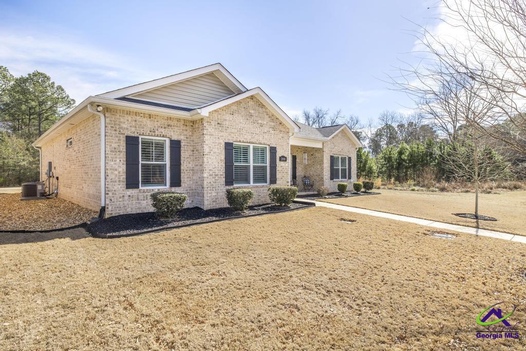 200 Charles Gray BLVD