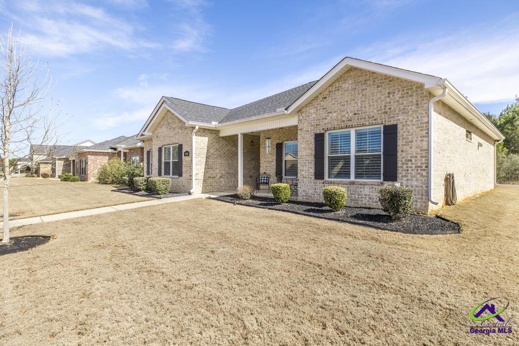 200 Charles Gray BLVD