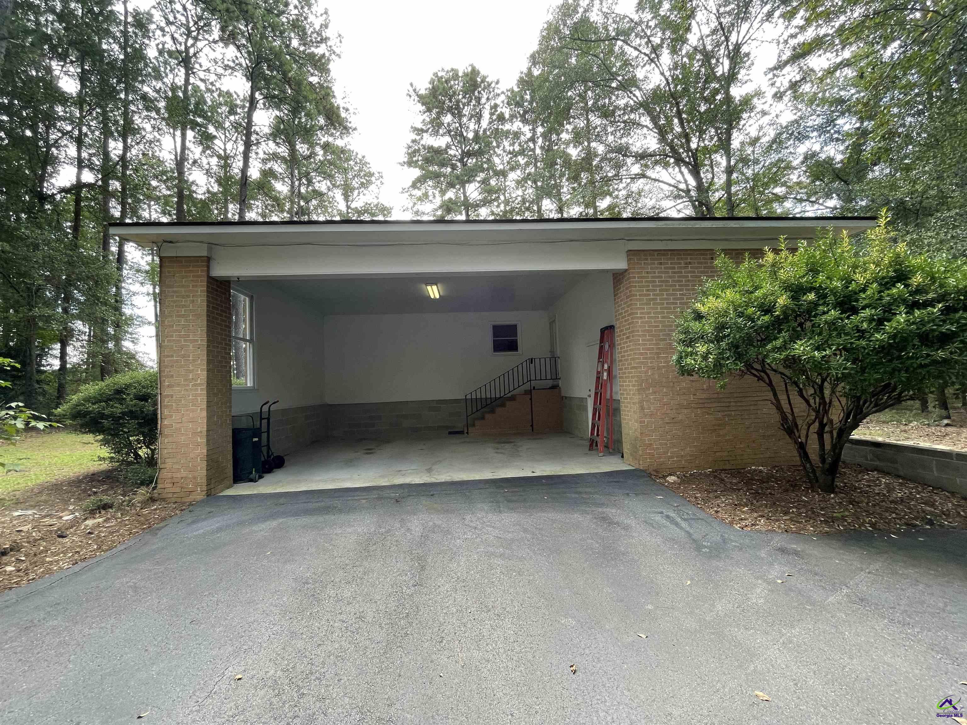 840 Limestone Road