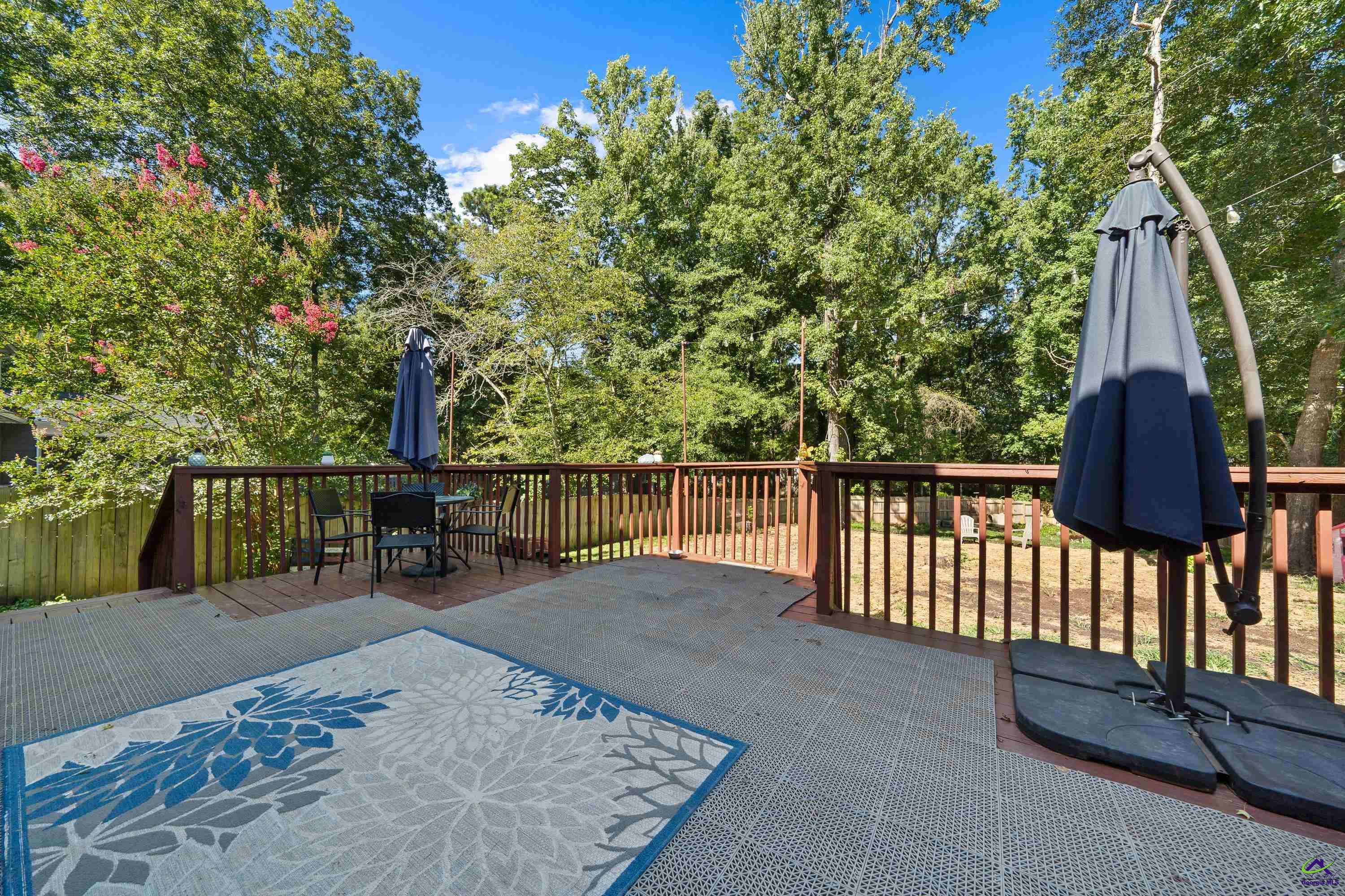216 N Wesleyan Circle