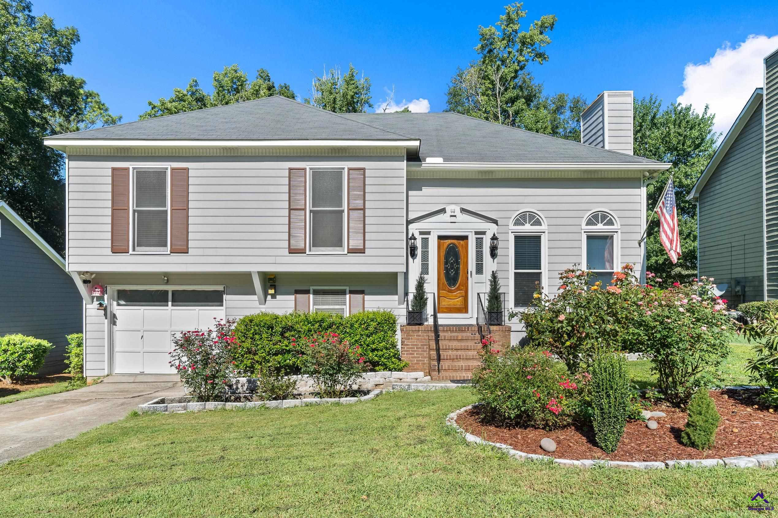 216 N Wesleyan Circle