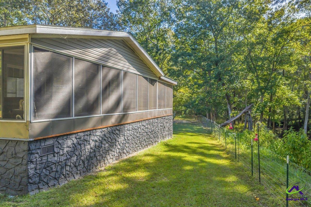 81 Peach Blossom Road