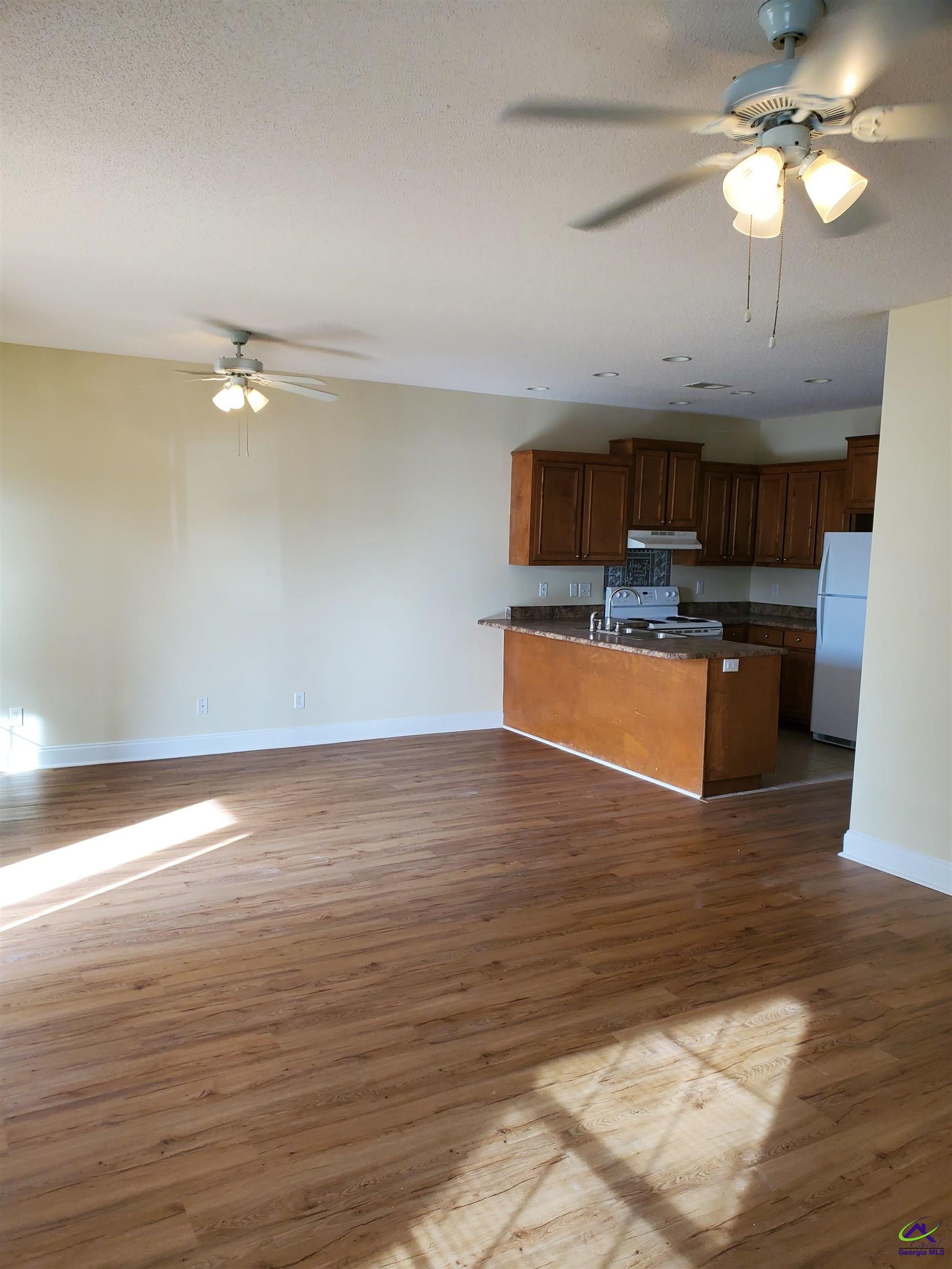 502 Club Villa Court #2