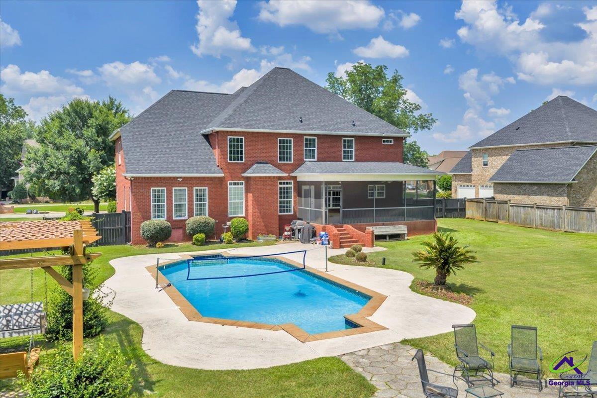 121 Bridgeway Drive