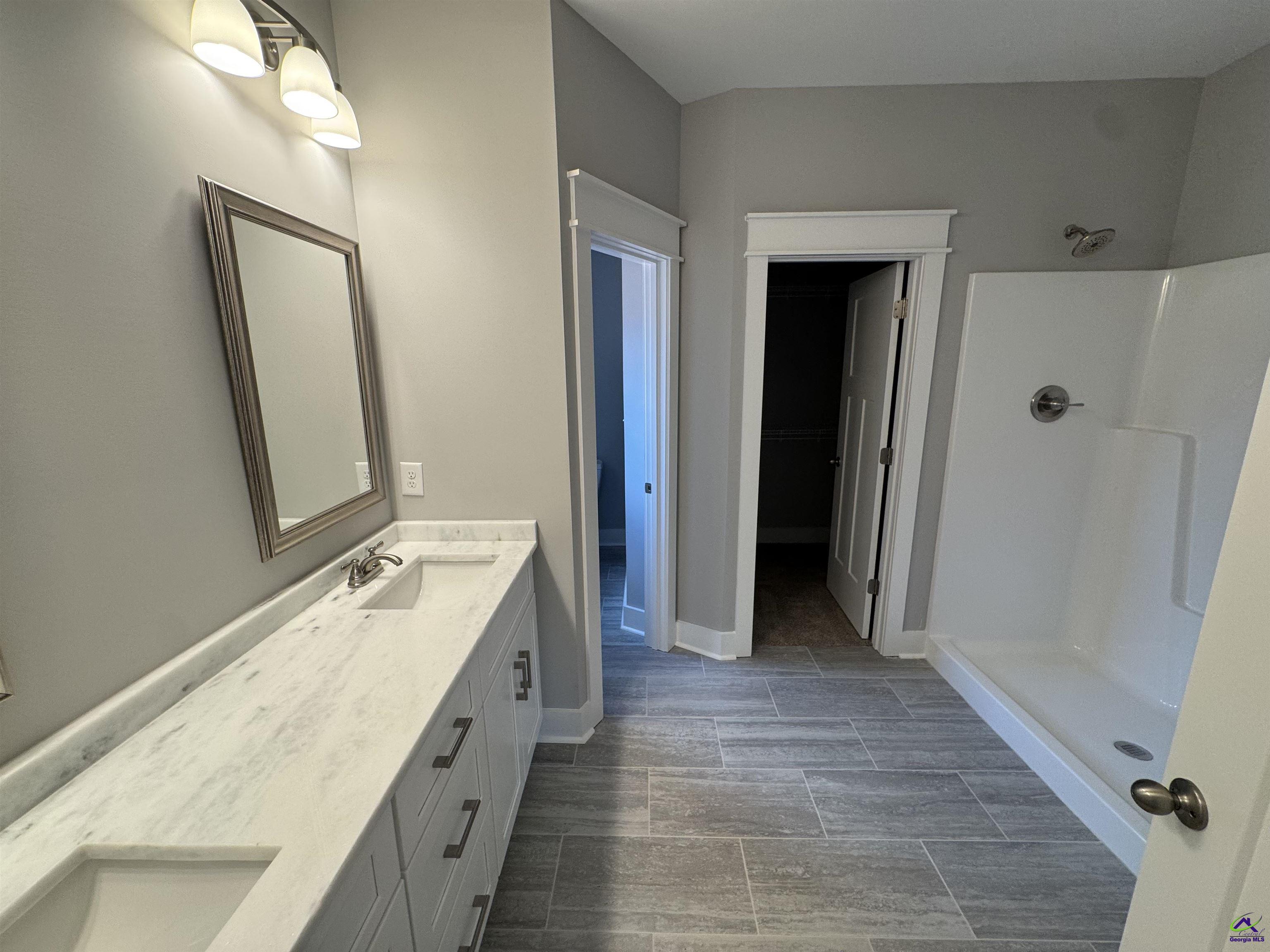 215 Willowbrook Lane