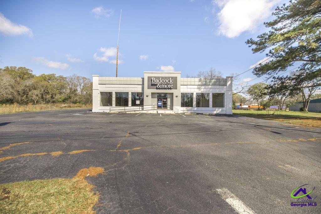 410 S Camellia Boulevard