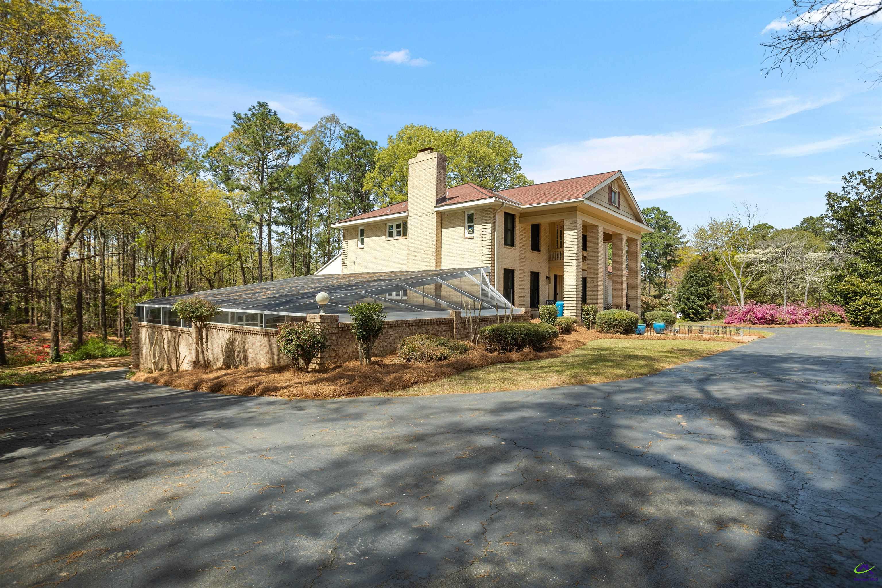 500 Beverly Drive