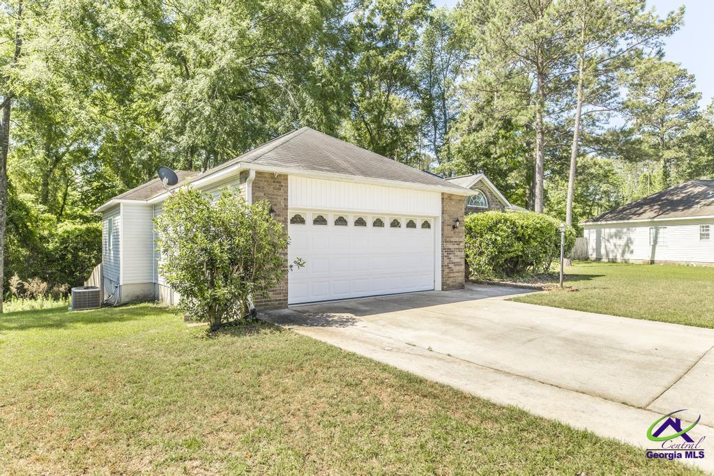 111 Englewood Court