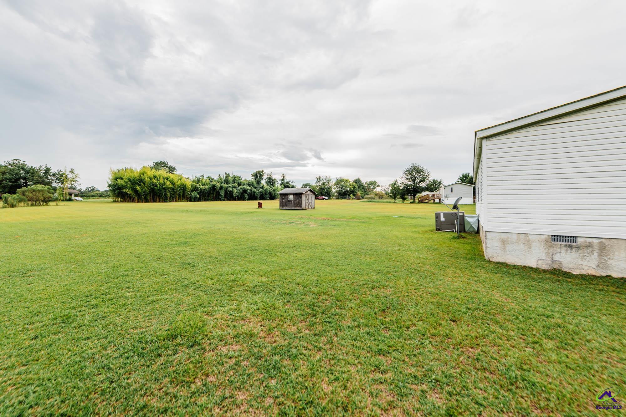 106 Crabapple Lane