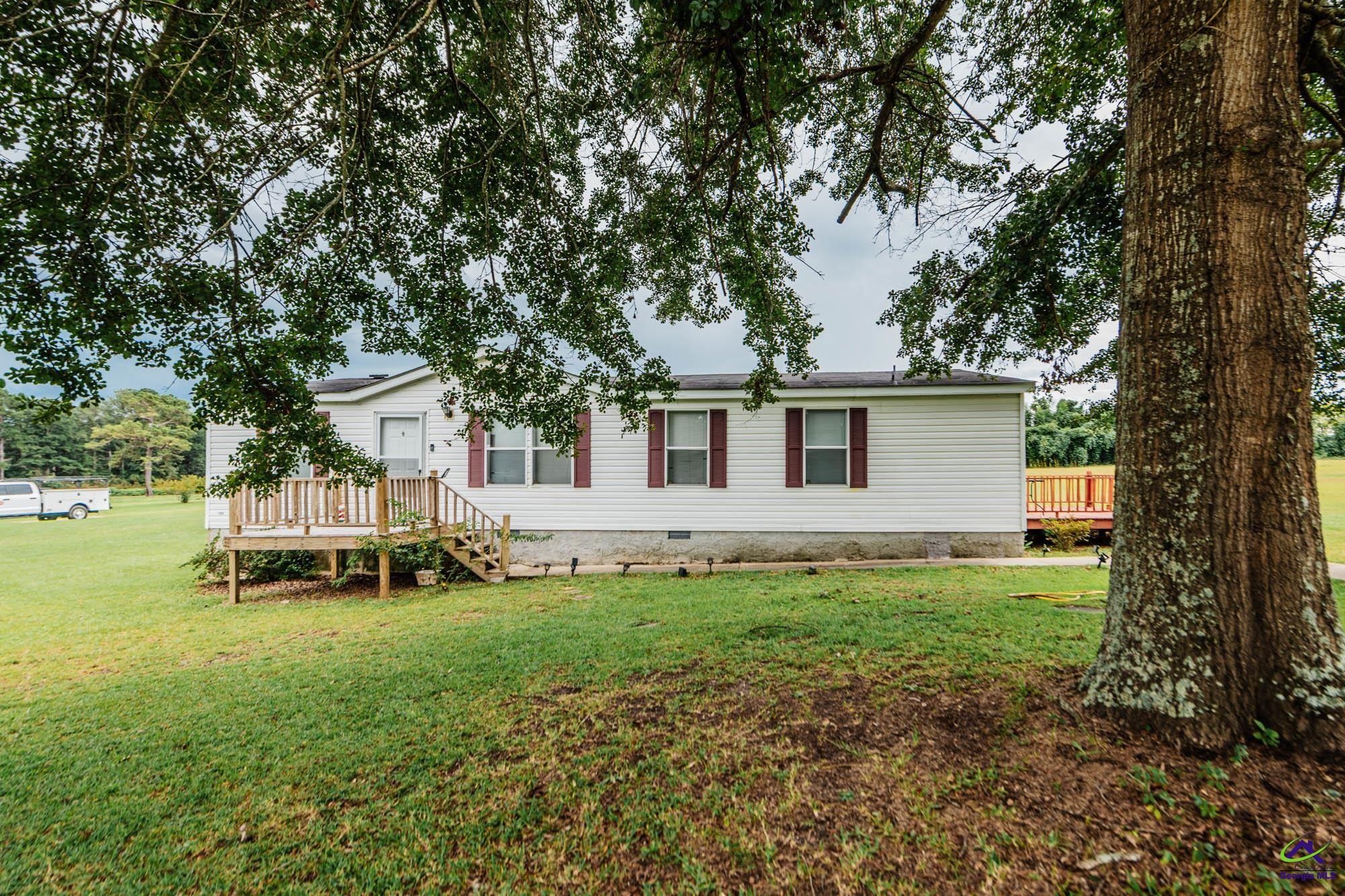 106 Crabapple Lane