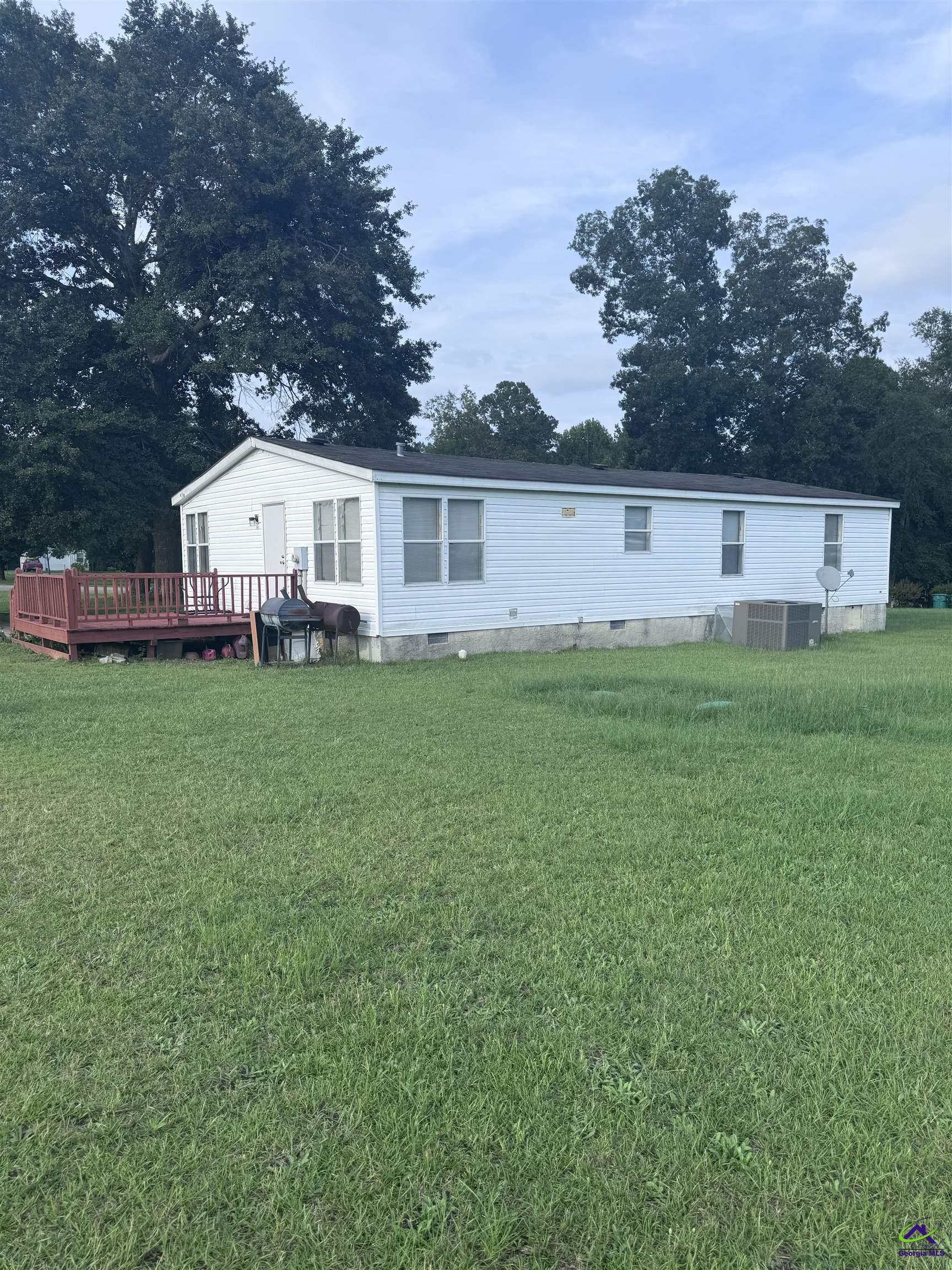106 Crabapple Lane