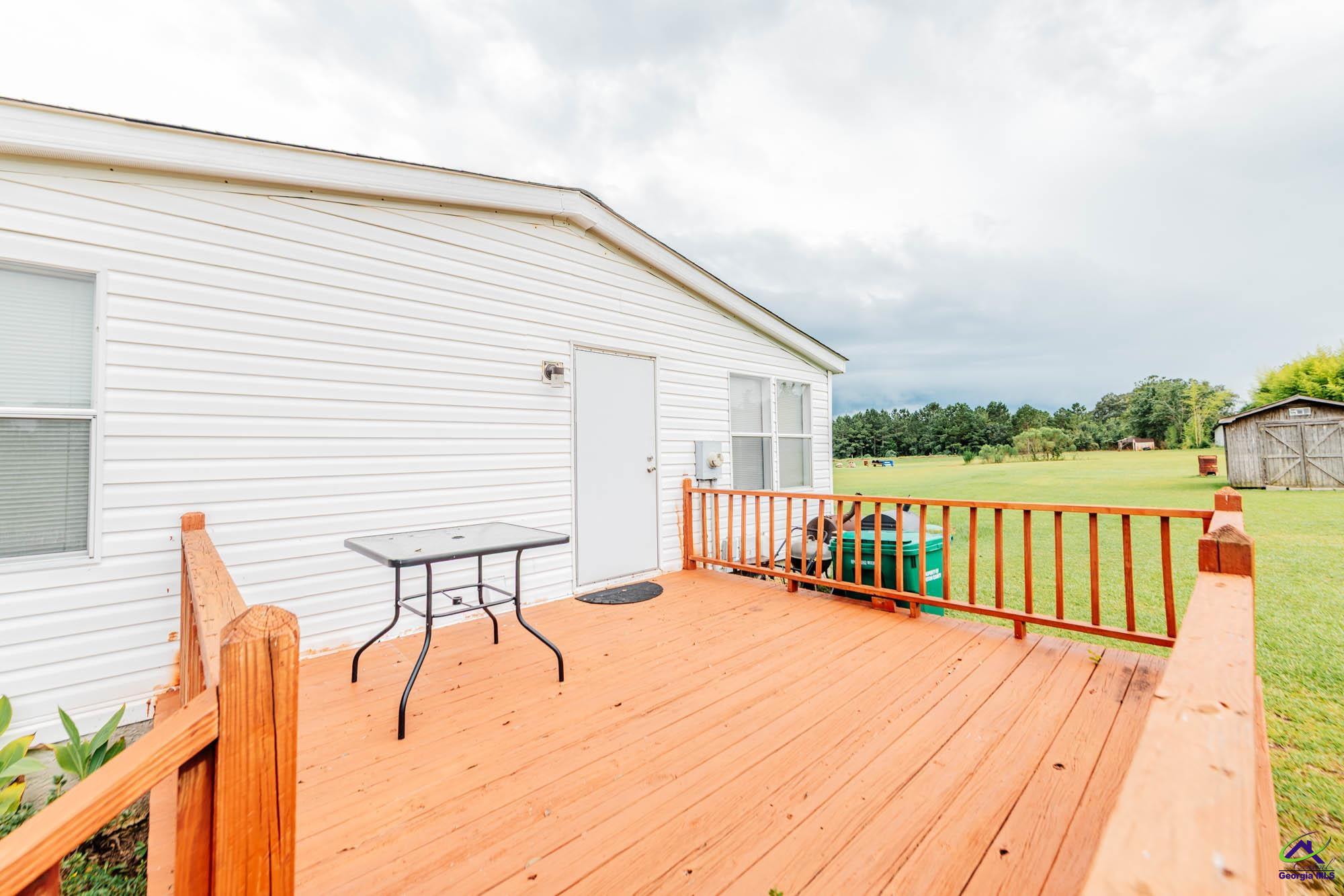 106 Crabapple Lane