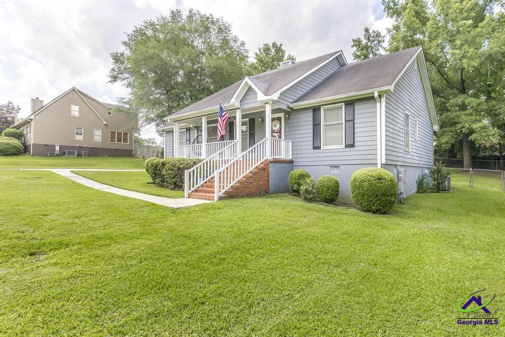 632 Chastain Place