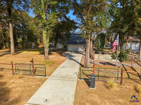 107 Waldorf Dr Perry GA 31069