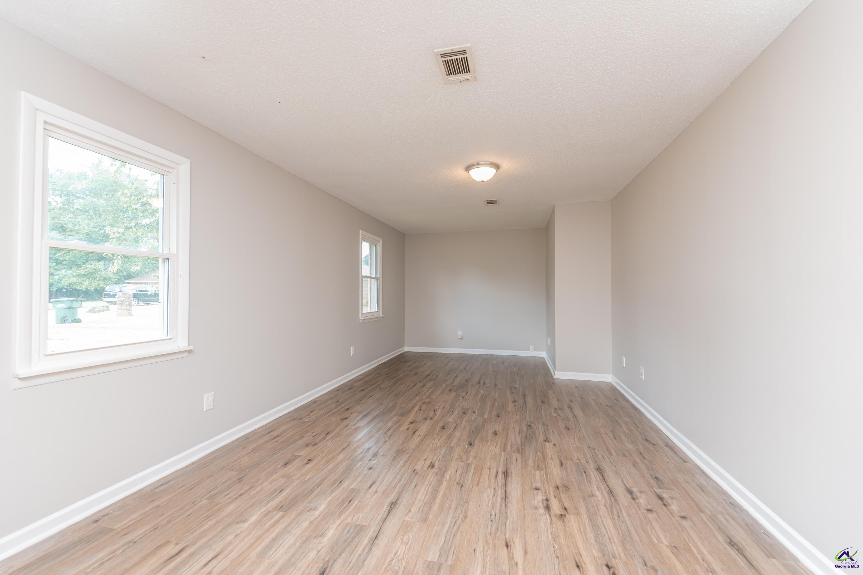 106 Idlewood Court