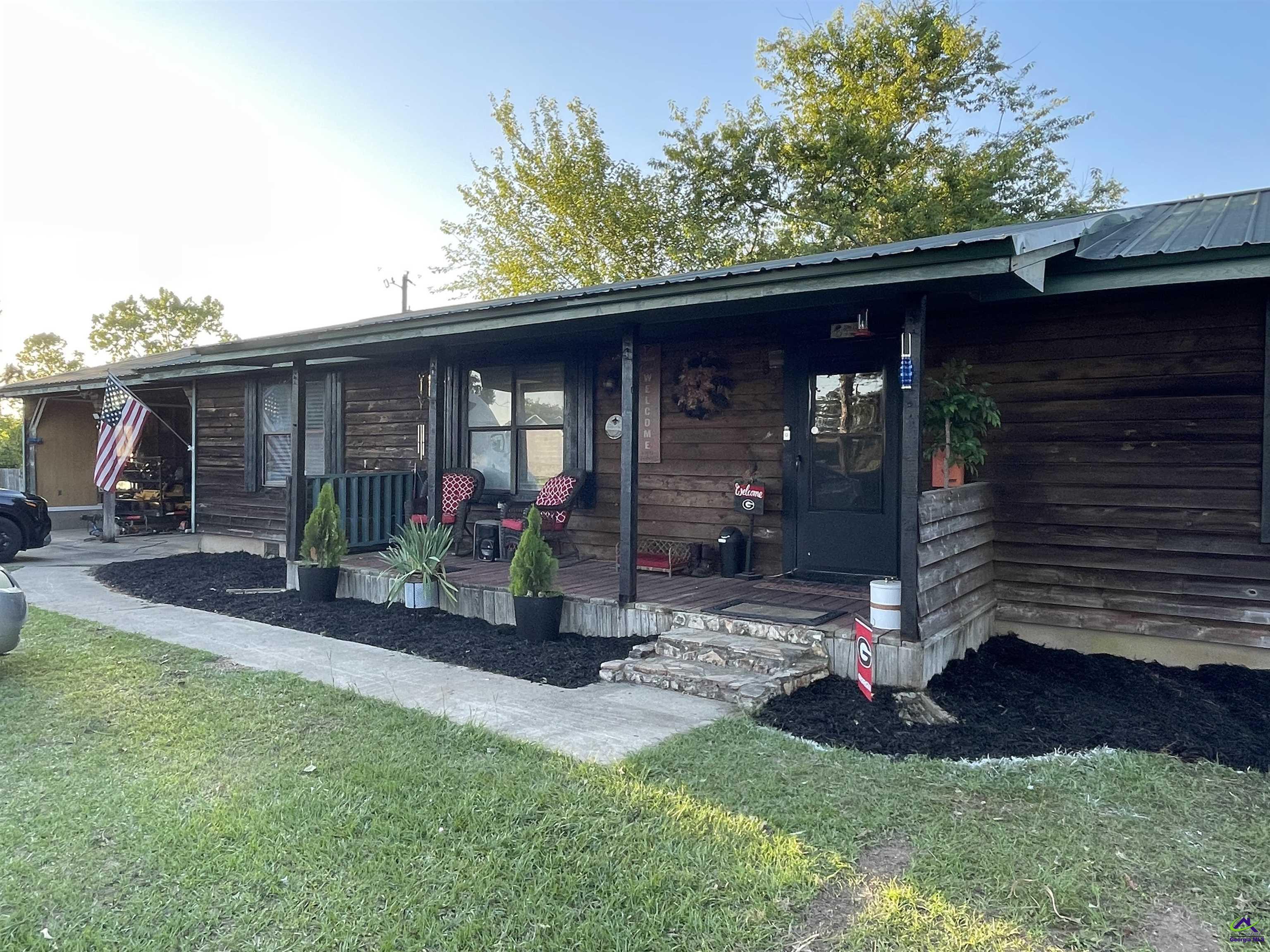 103 Dove Street