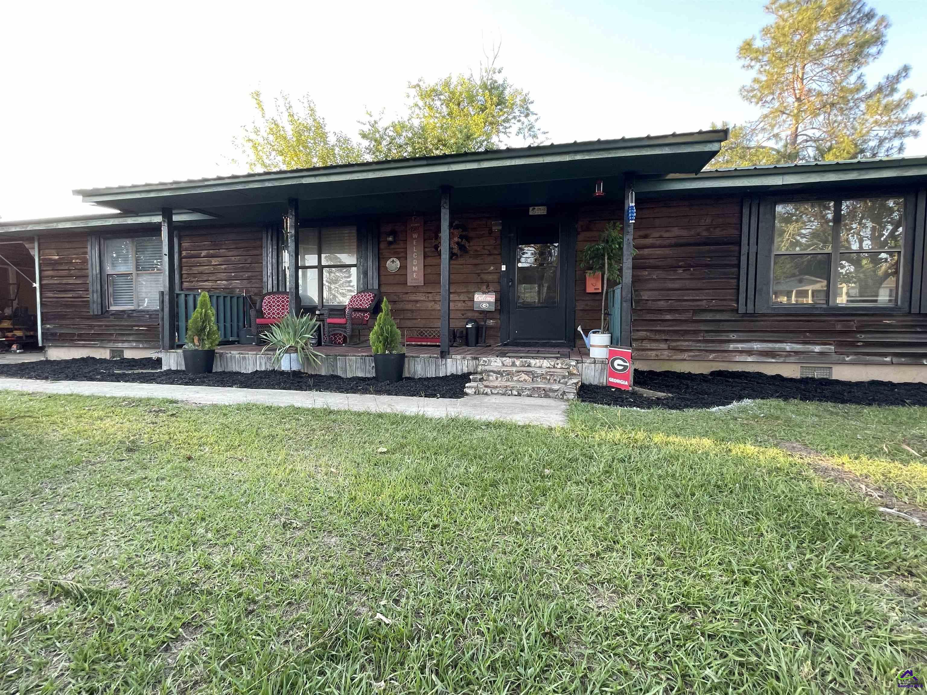 103 Dove Street