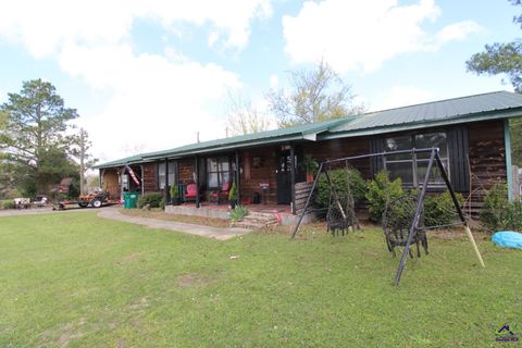 103 Dove Street Cordele GA 31015