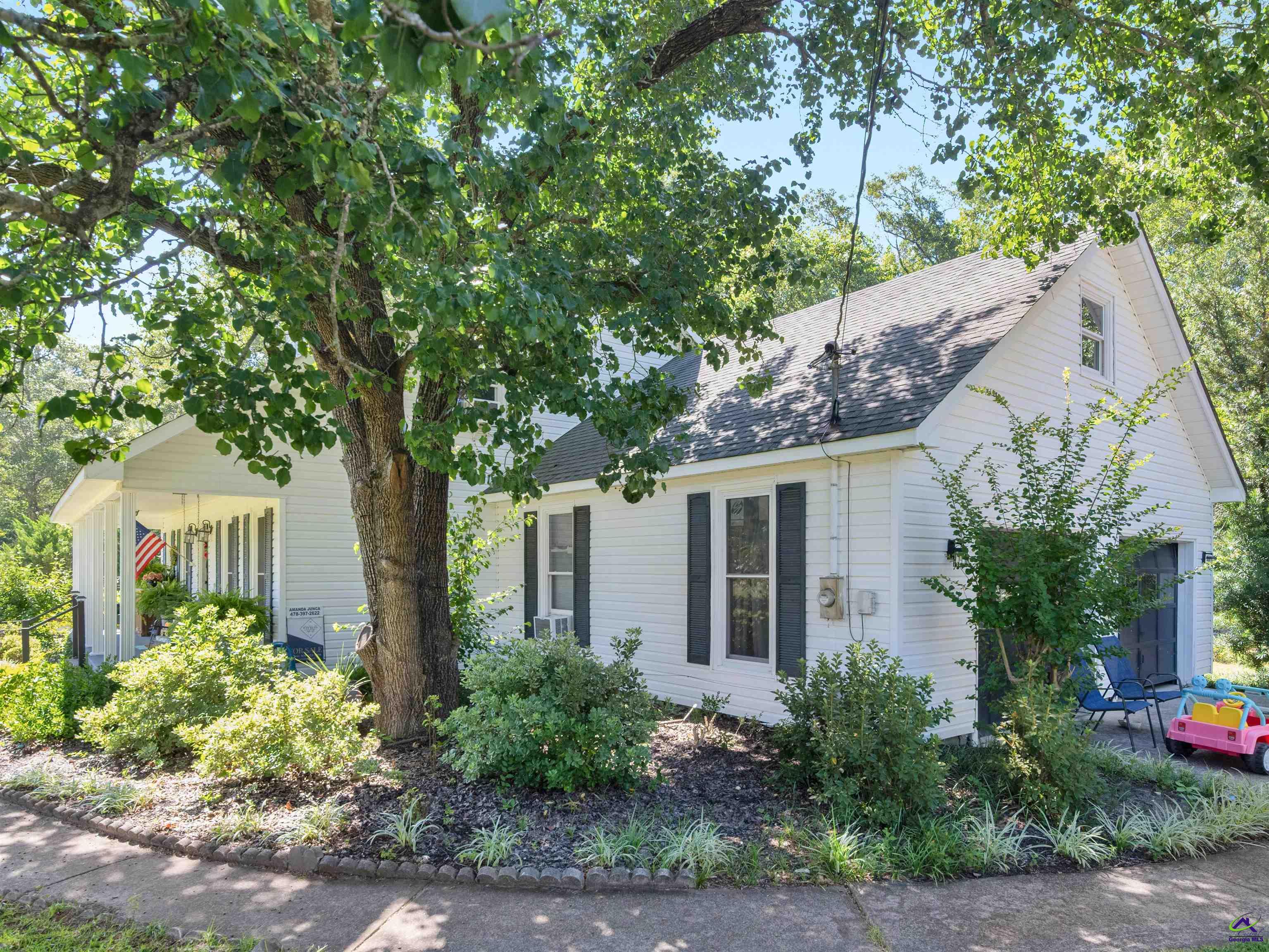 3636 W Point Cir