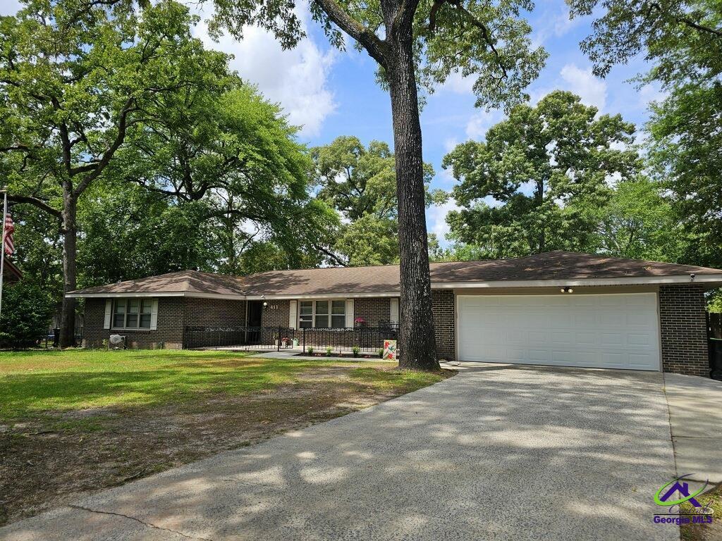 411 Westwood Drive