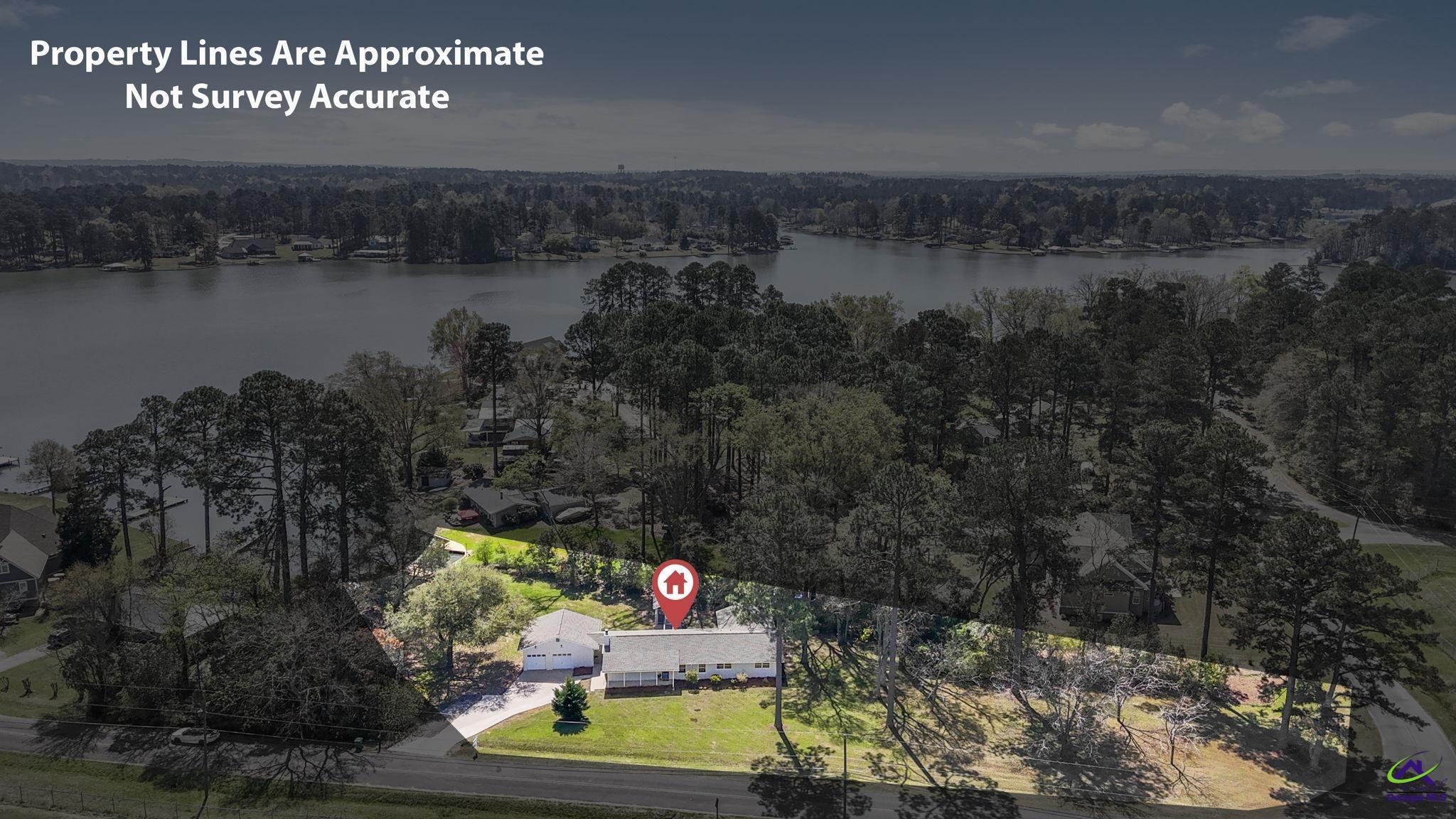 177 NE Lakeshore Circle