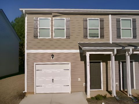 318 NW Oakwood Drive Milledgeville GA 31061