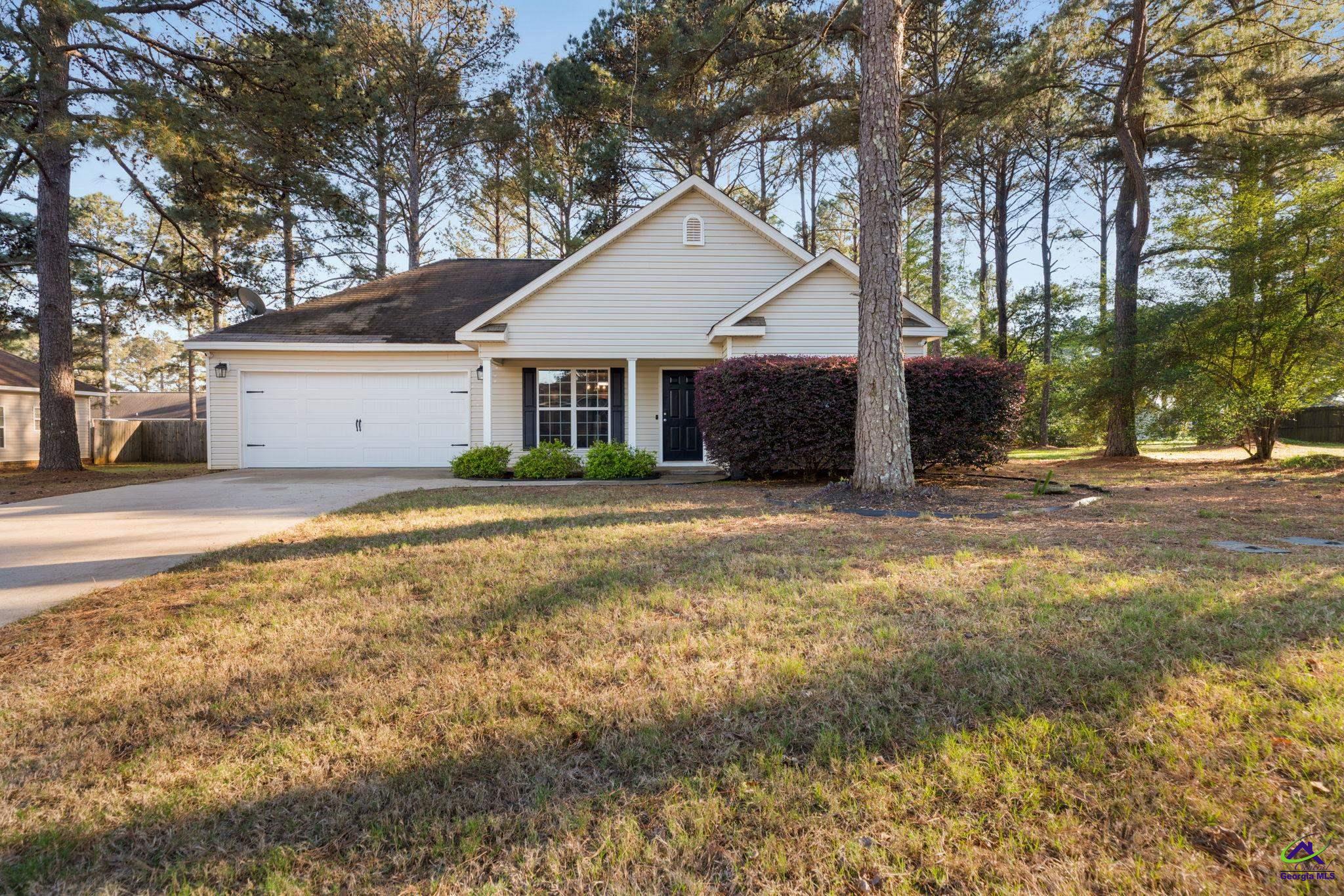 501 Longhorn Trail