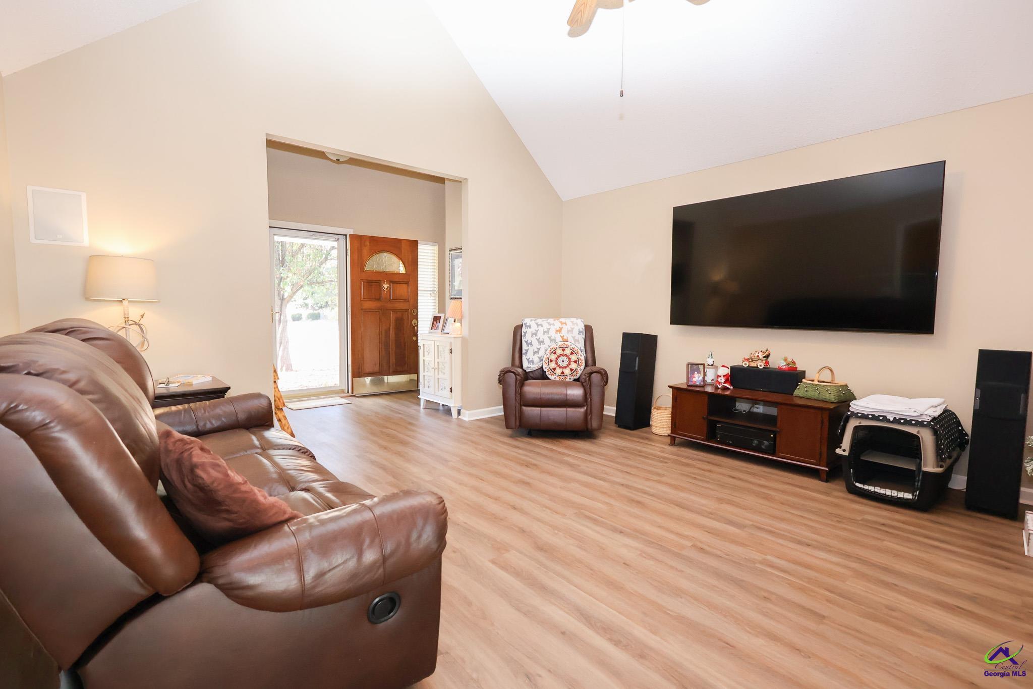 215 Stonefield Circle