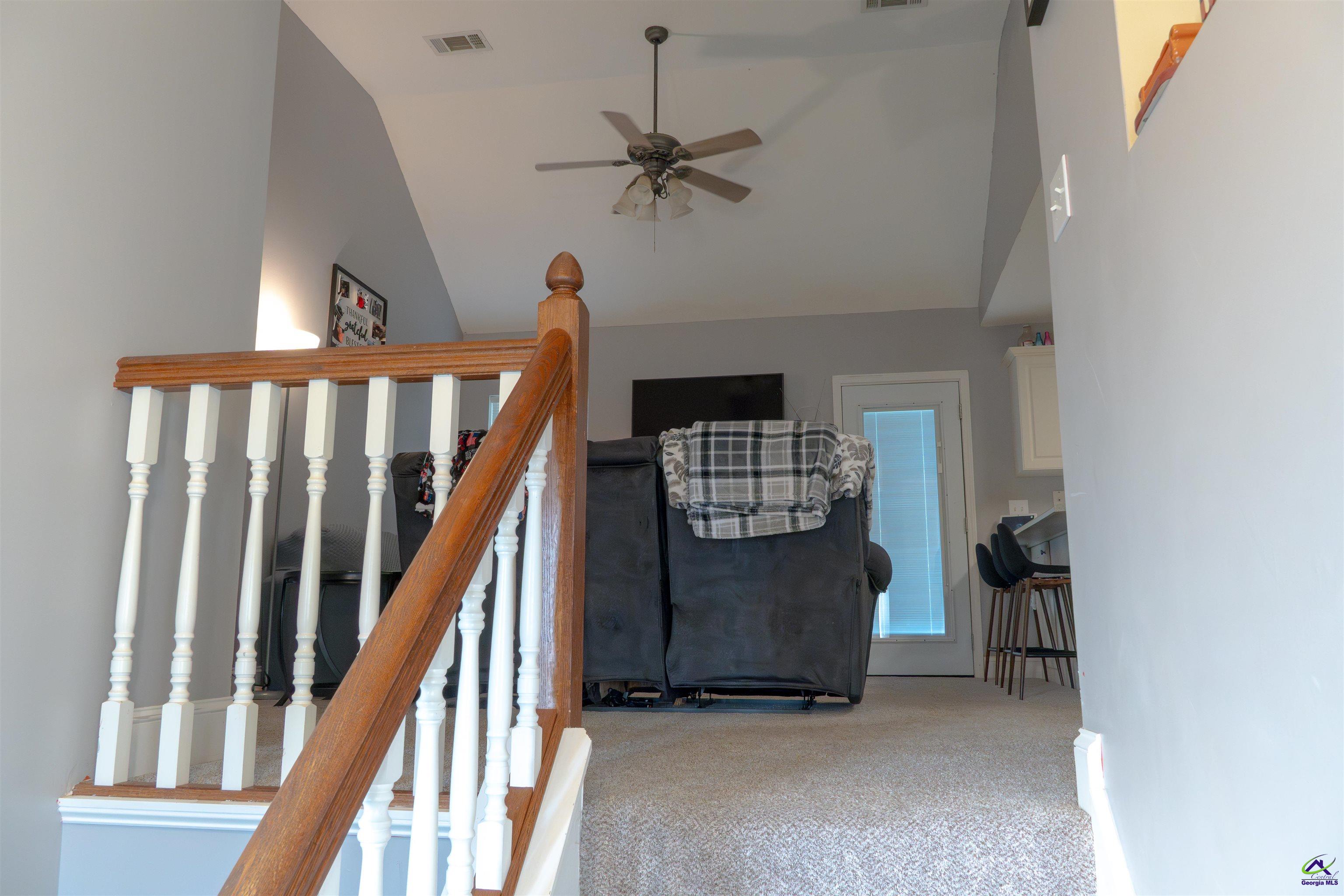 112 E Pebblebrook