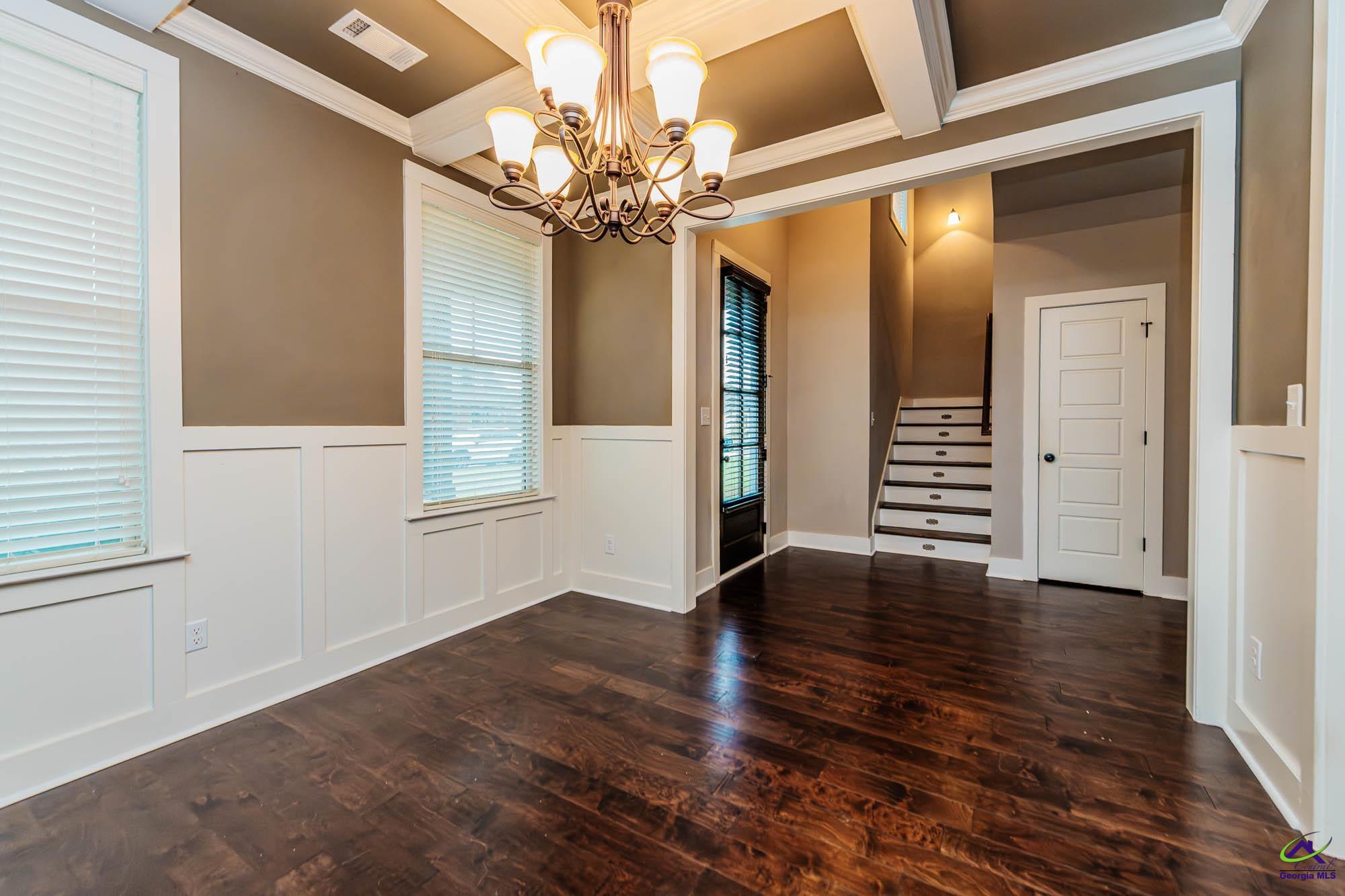 112 Agriculture Lane