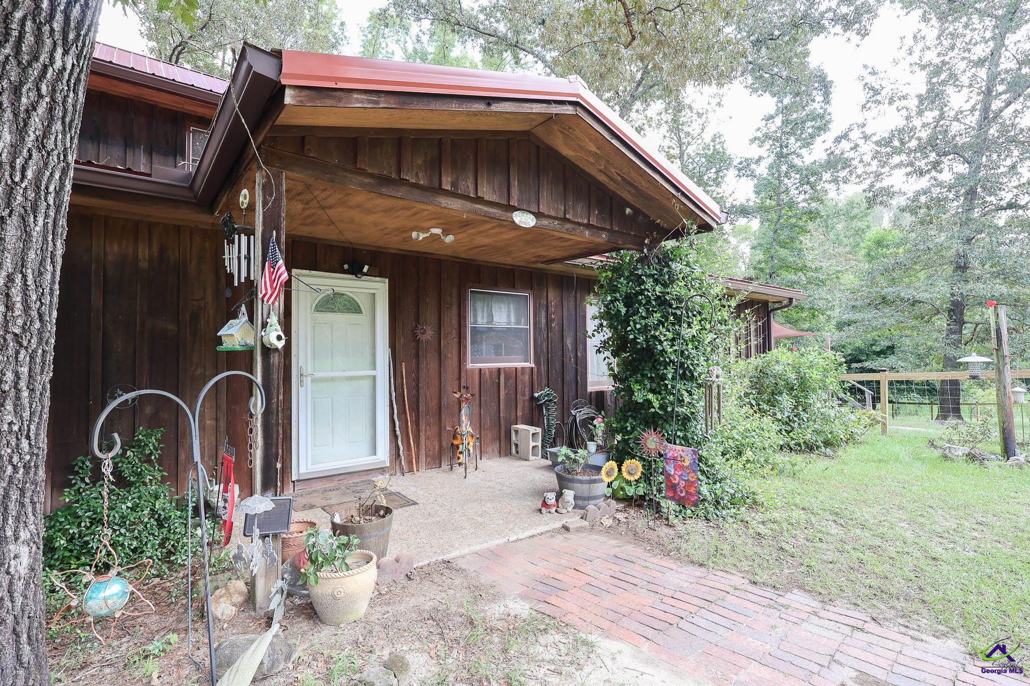 299 Chapman Road