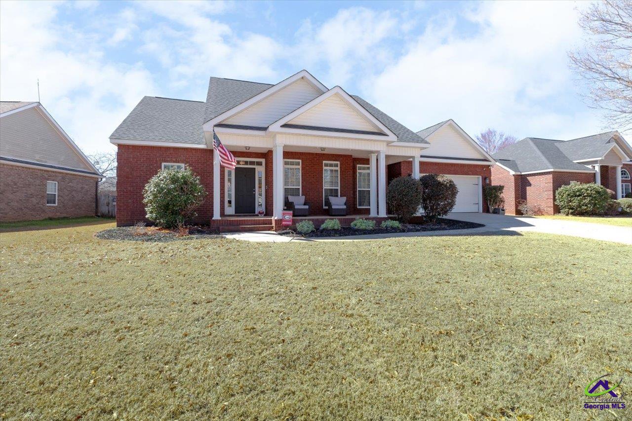 300 Hunts Landing Drive