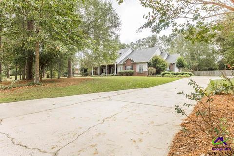 118 Jennifer Lane Perry GA 31069