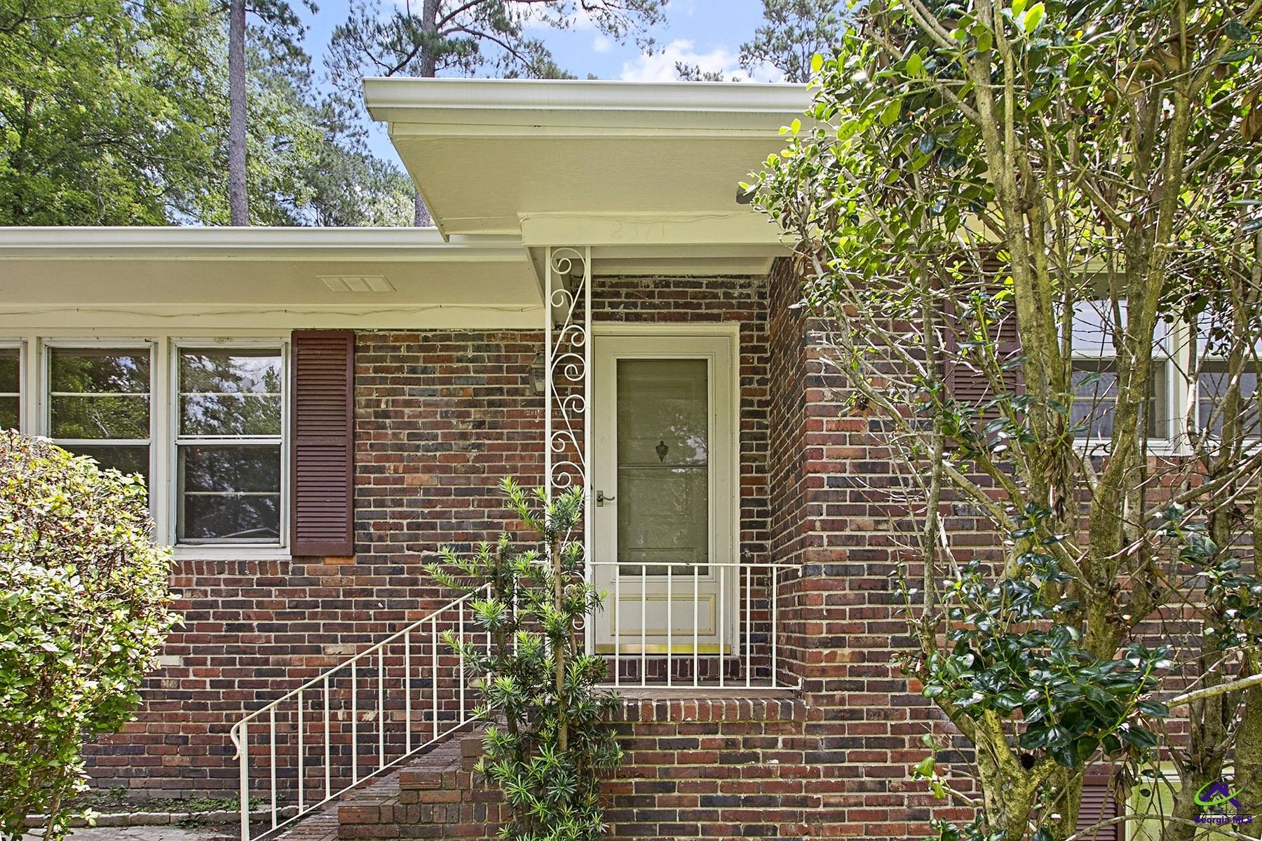 2371 Mayfiel Drive