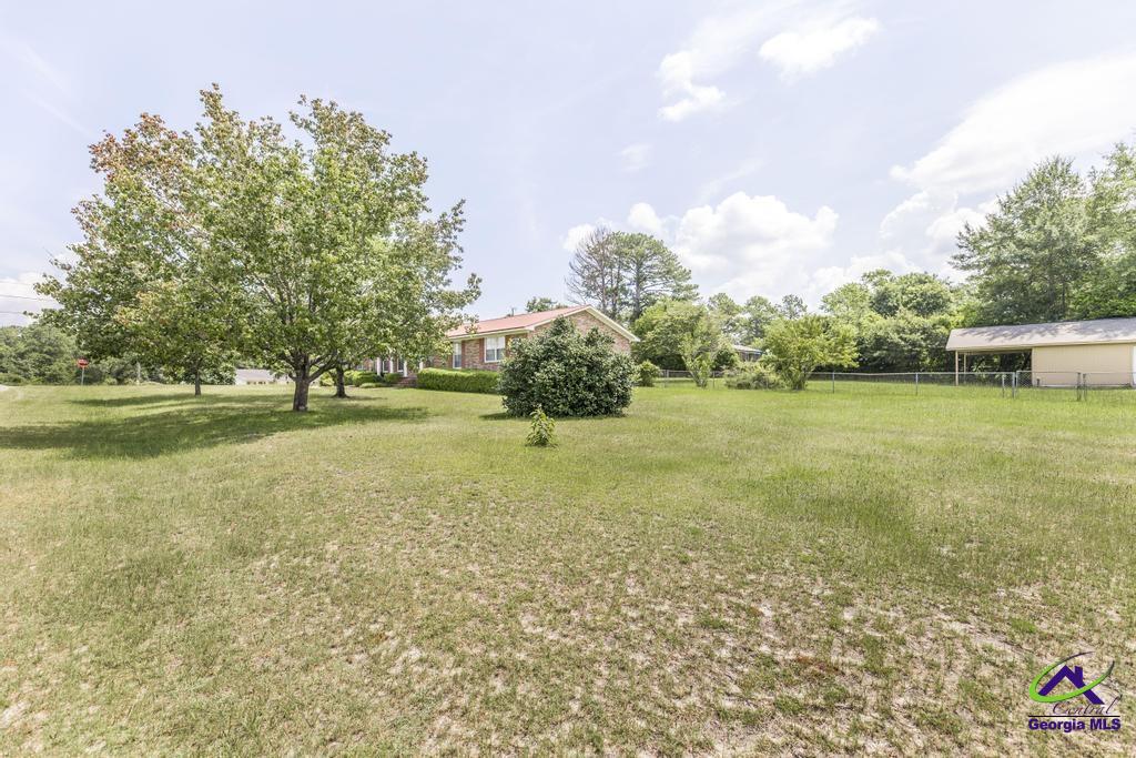 5606 Esther Place