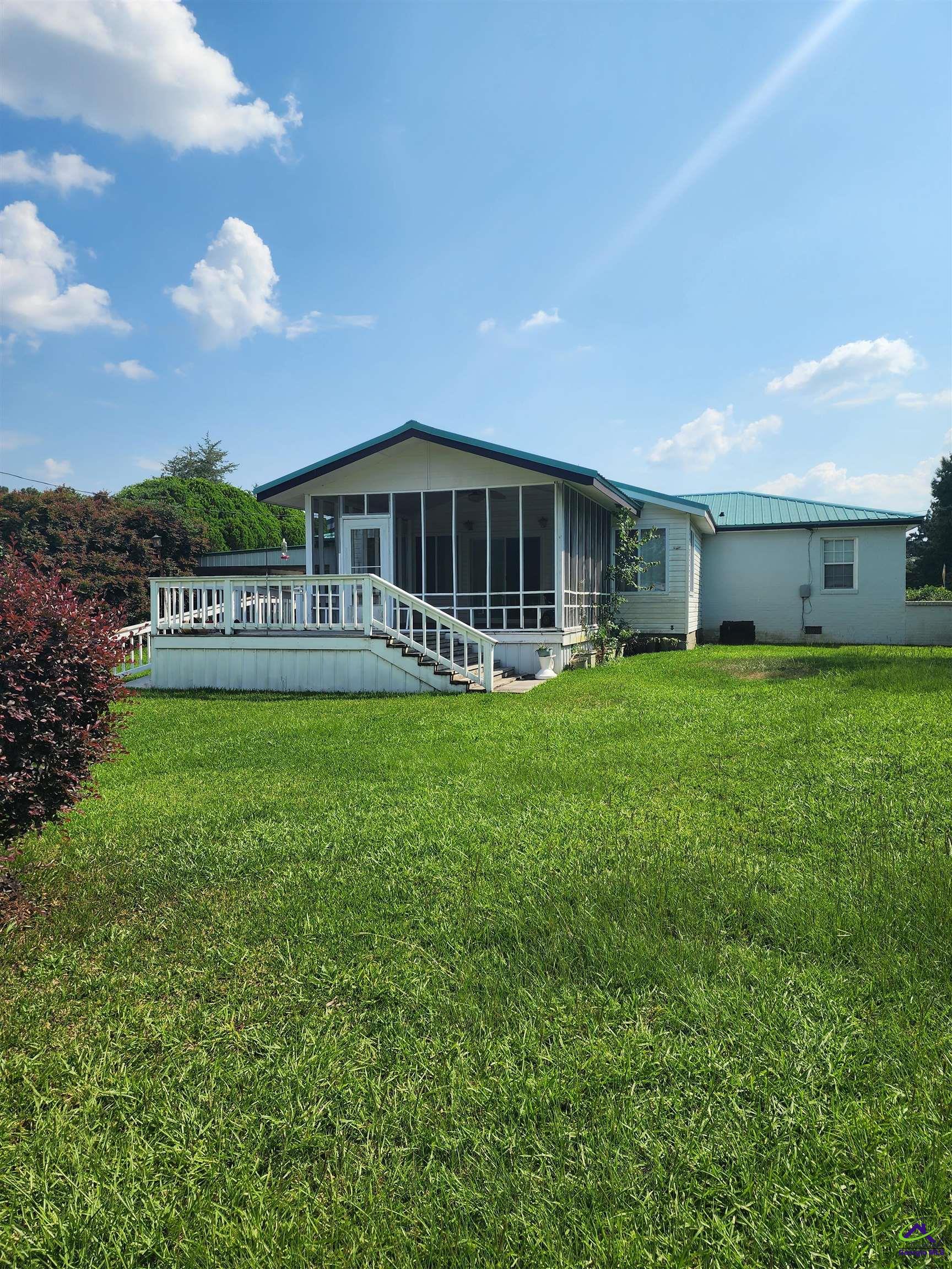 121 Bowman Drive