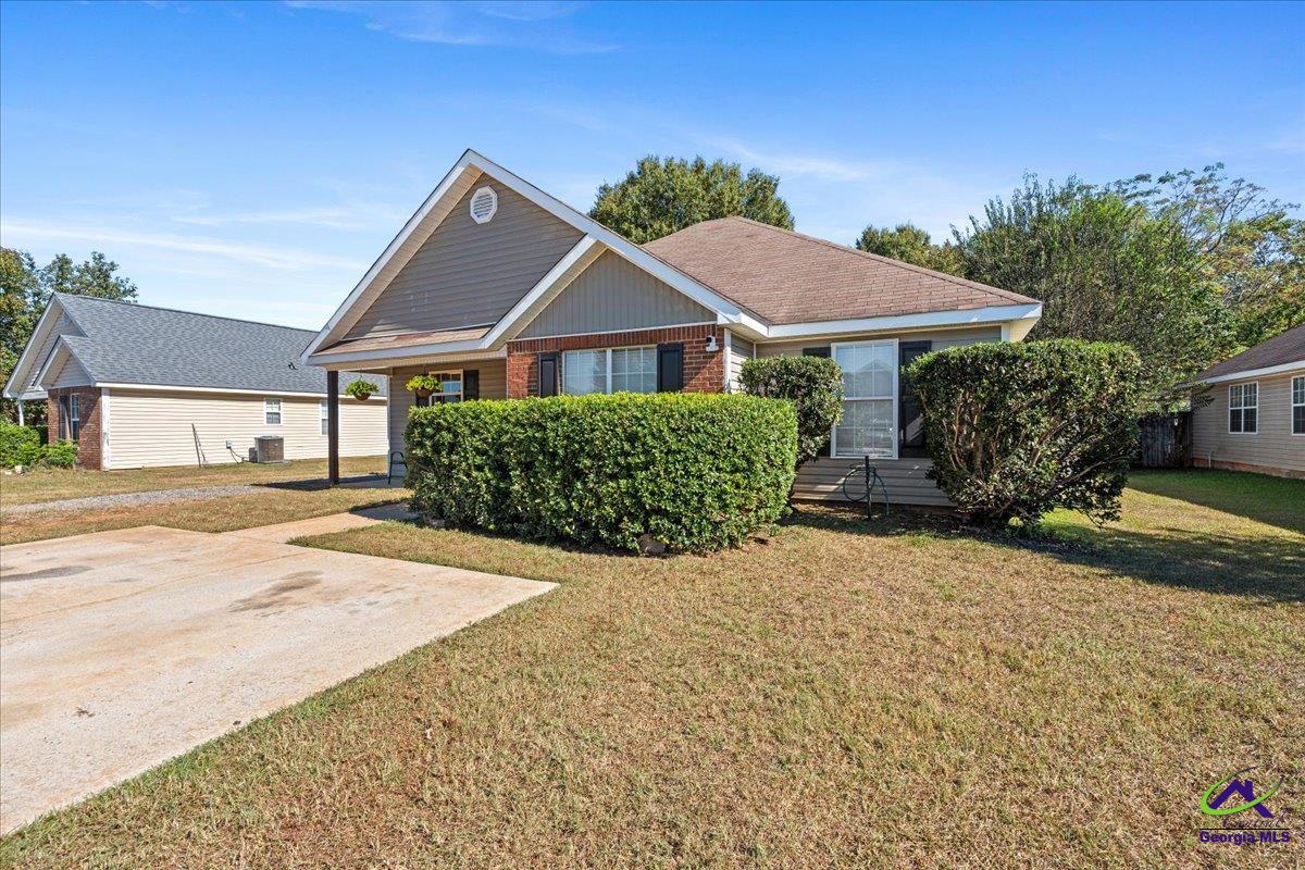 302 Strawbridge Lane