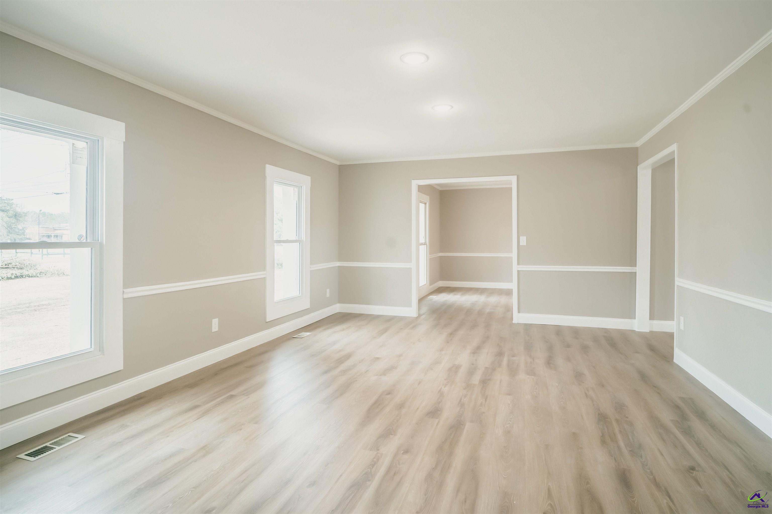 618 Westview Dr.
