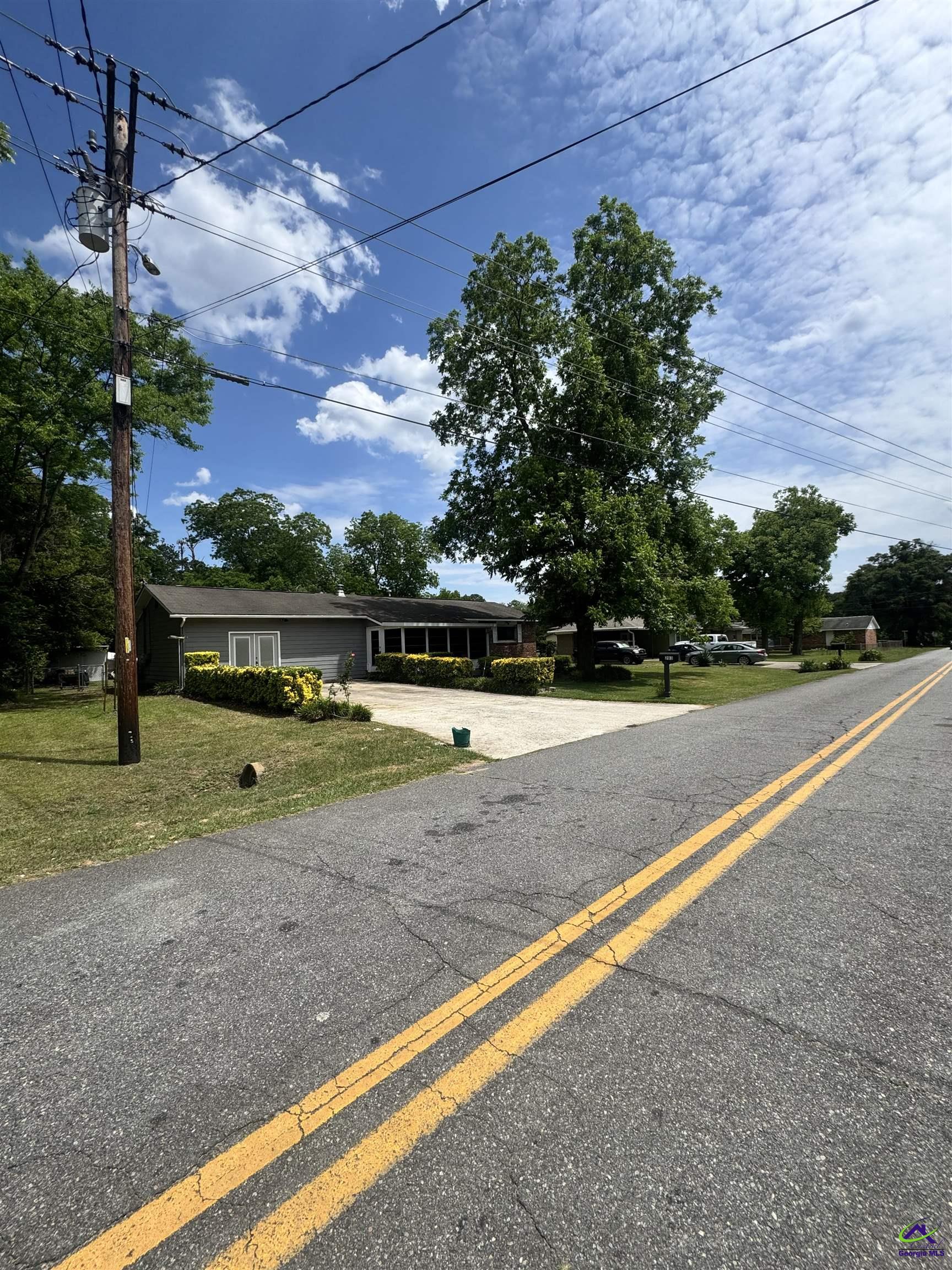 203 Pinecrest Drive
