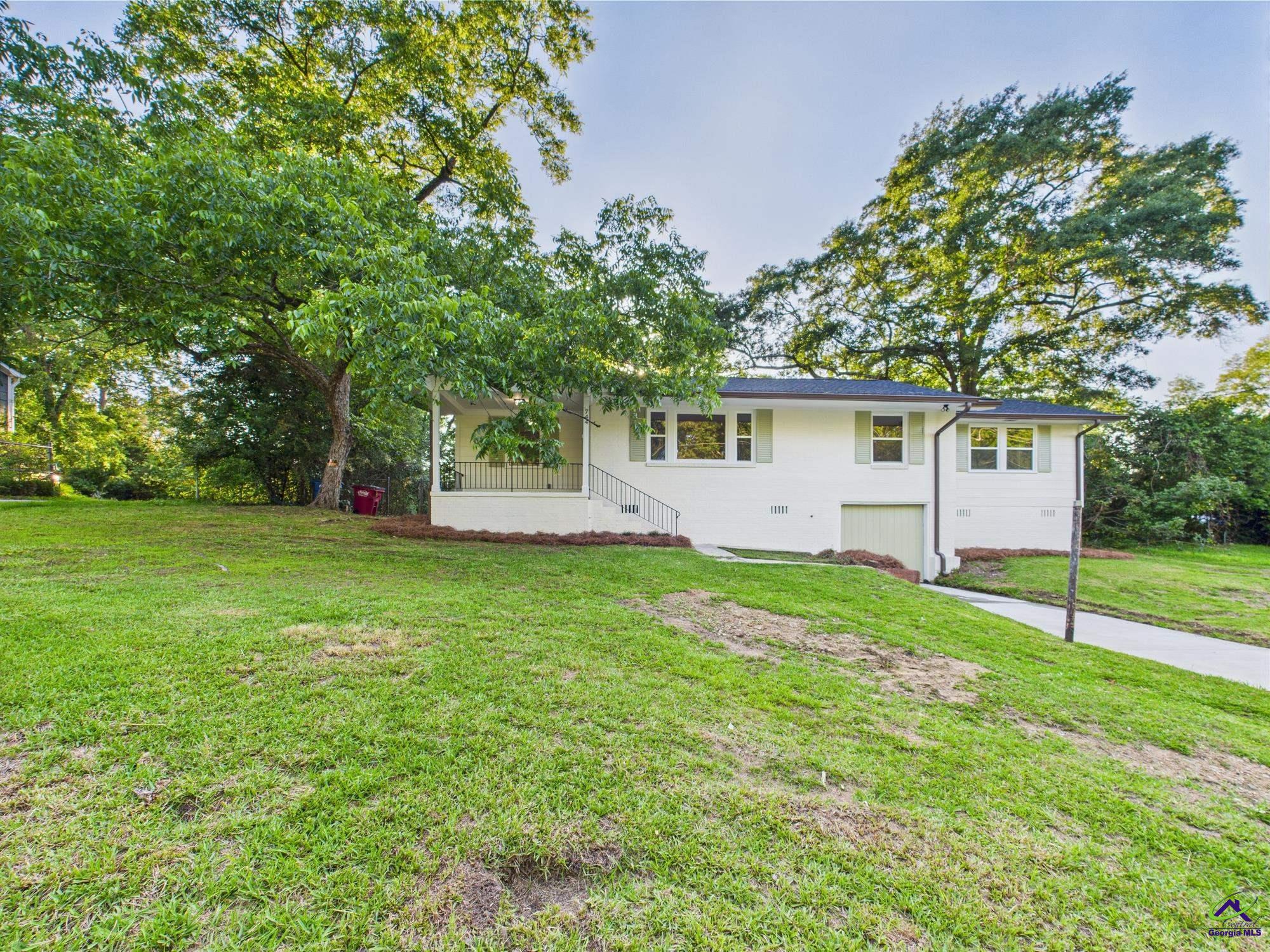 744 Corbin Avenue