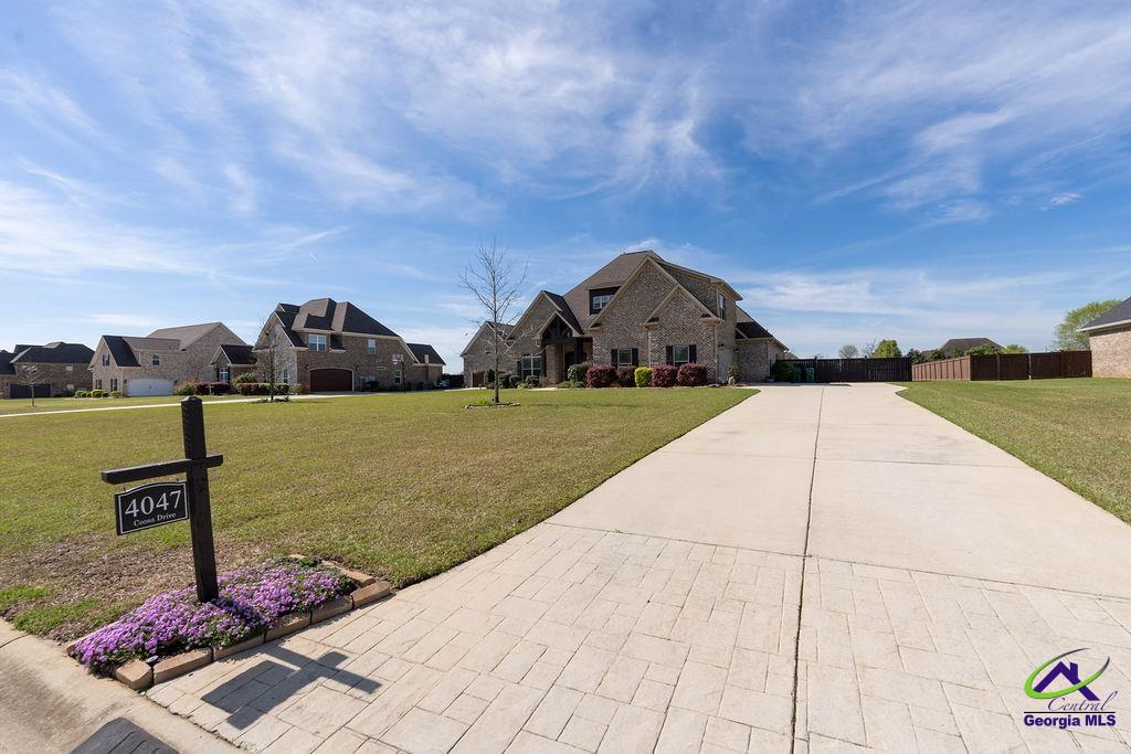 4047 Coosa Drive
