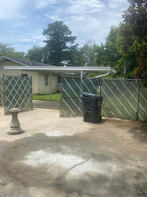 173 Second Street Cochran GA 31014