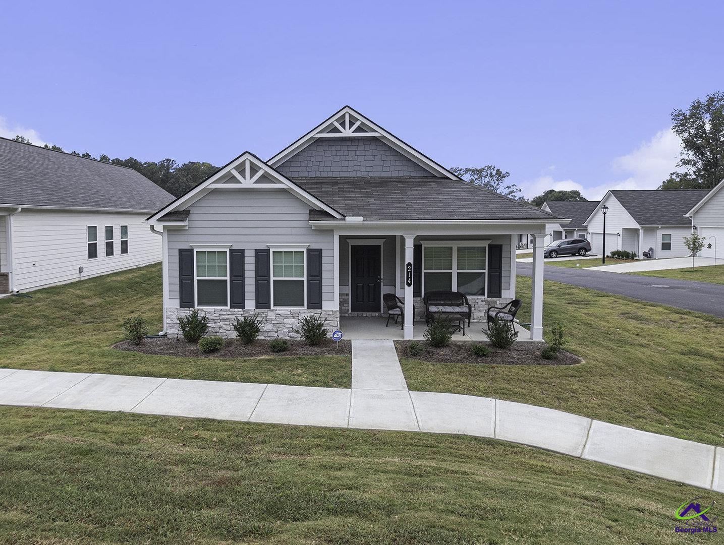 Listing image 1