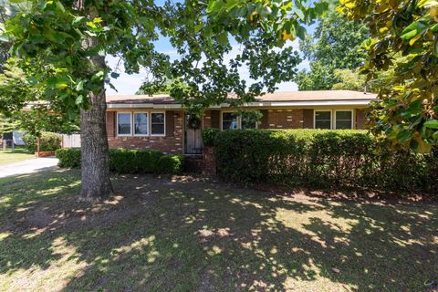 403 Davis Drive Centerville GA 31028